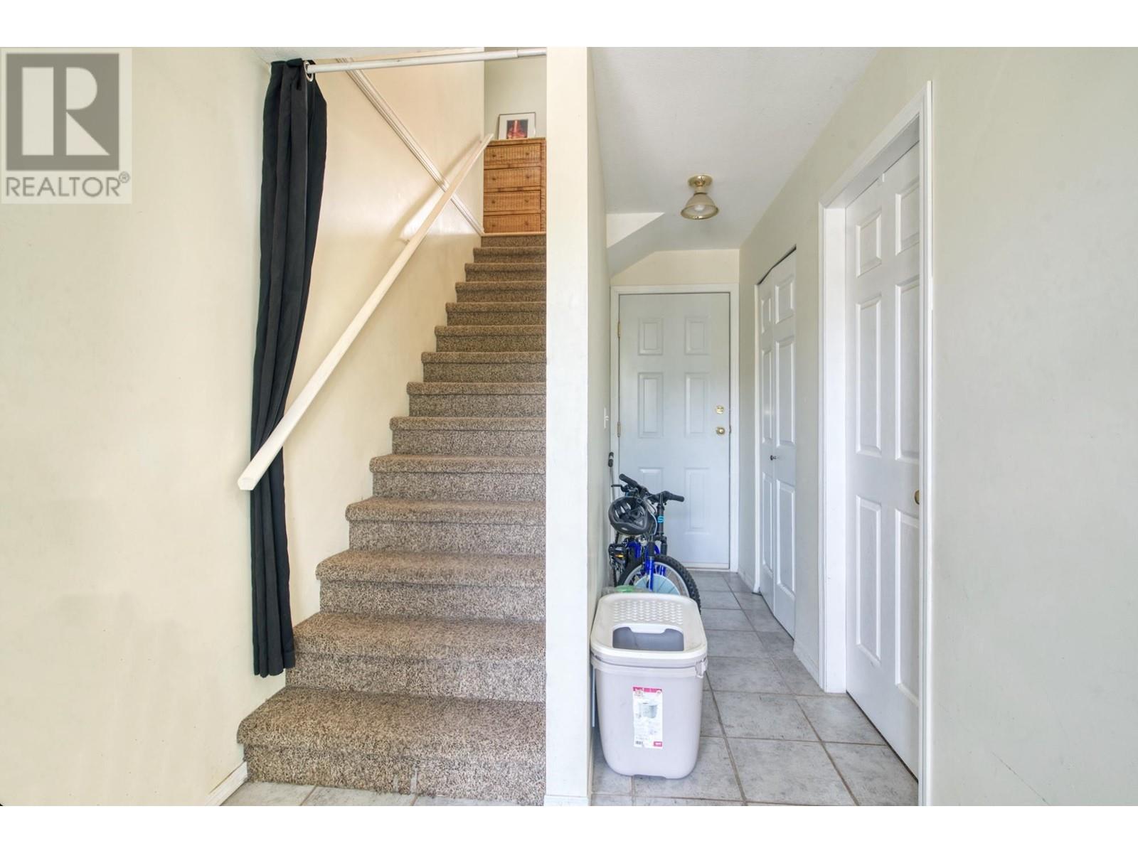 5866c Turnstone Crescent, Sechelt, British Columbia  V7Z 0L9 - Photo 6 - R2821604