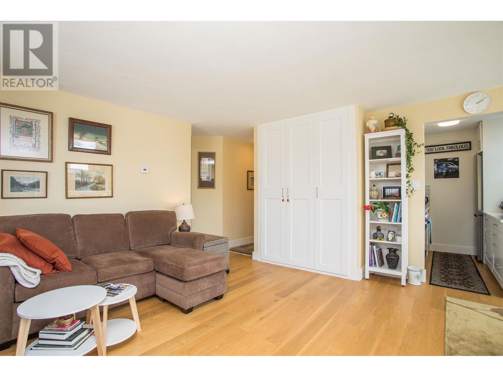 402 2165 W 40th Avenue, Vancouver, British Columbia  V6M 1W4 - Photo 5 - R2811710