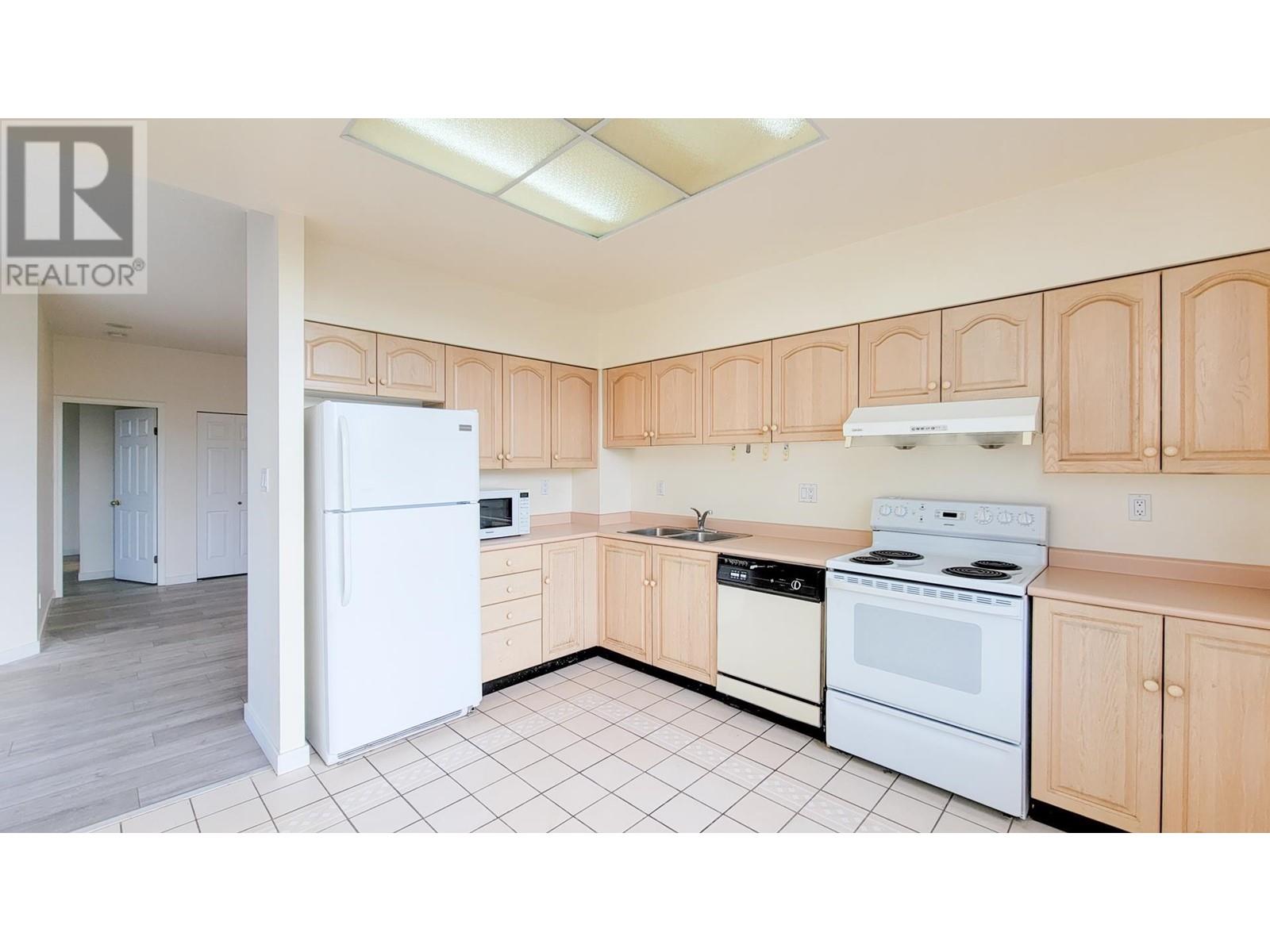 806 5885 Olive Avenue, Burnaby, British Columbia  V5H 4N8 - Photo 12 - R2820350