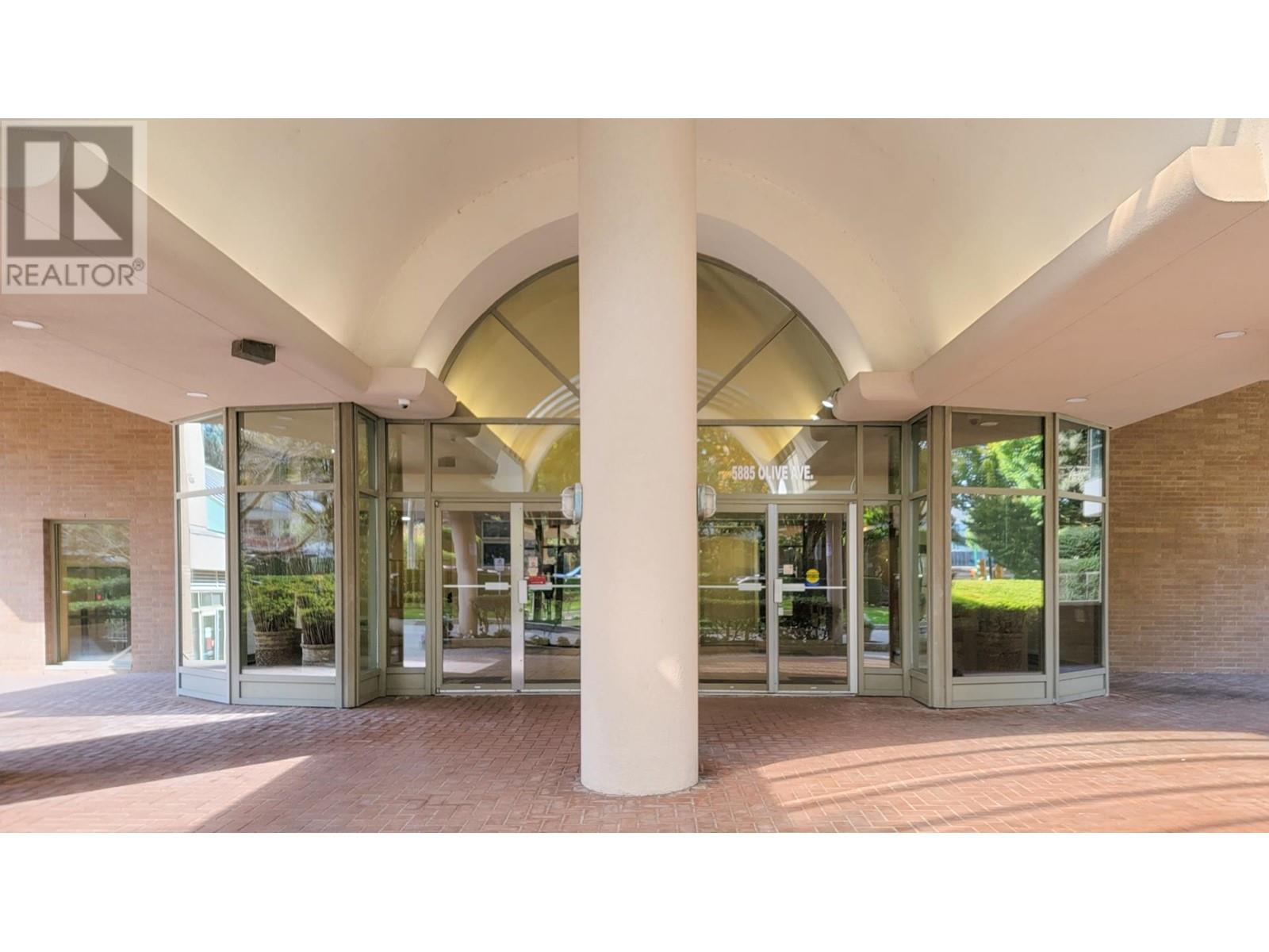 806 5885 Olive Avenue, Burnaby, British Columbia  V5H 4N8 - Photo 2 - R2820350
