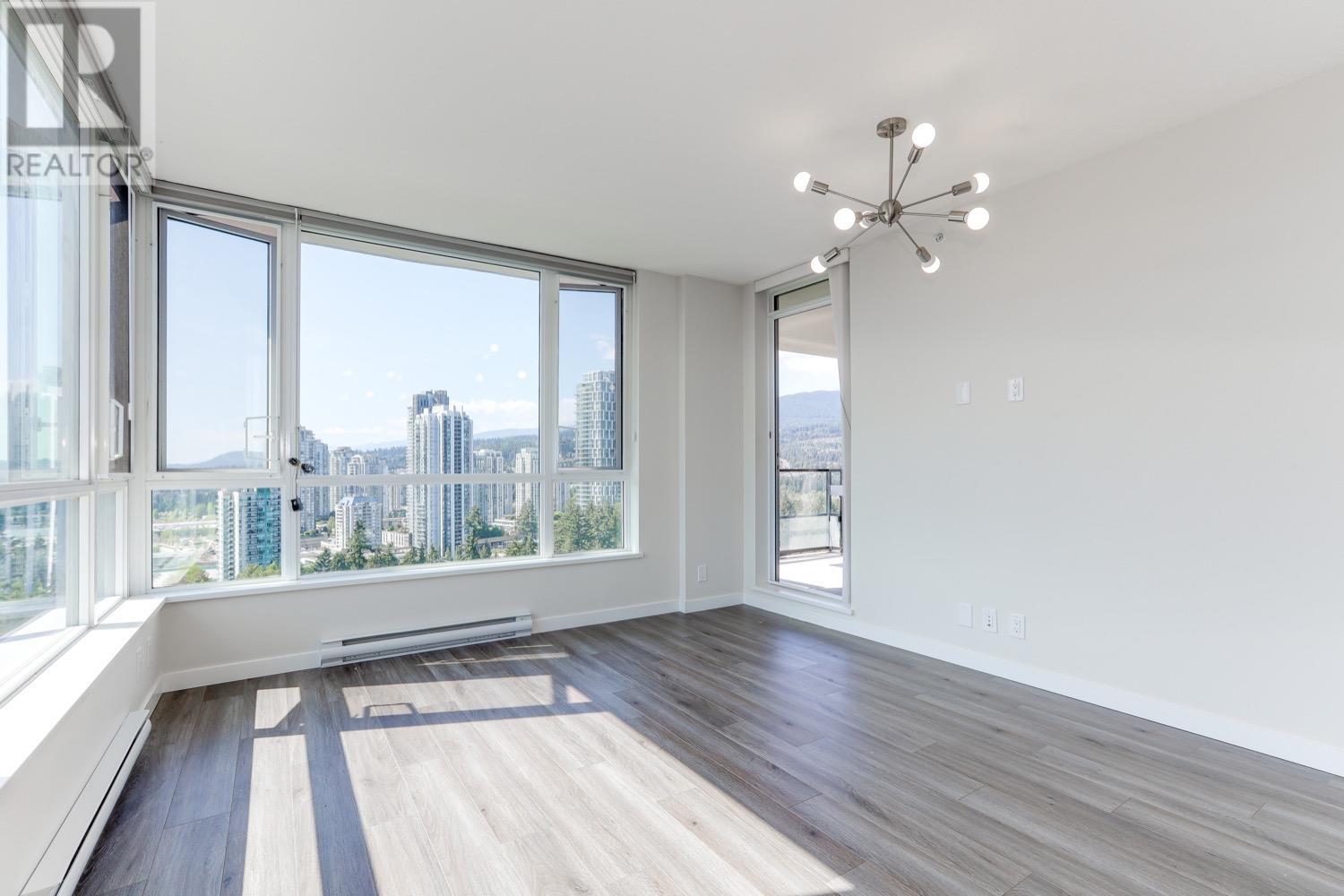 2304 3096 Windsor Gate, Coquitlam, British Columbia  V3B 0P4 - Photo 3 - R2821650