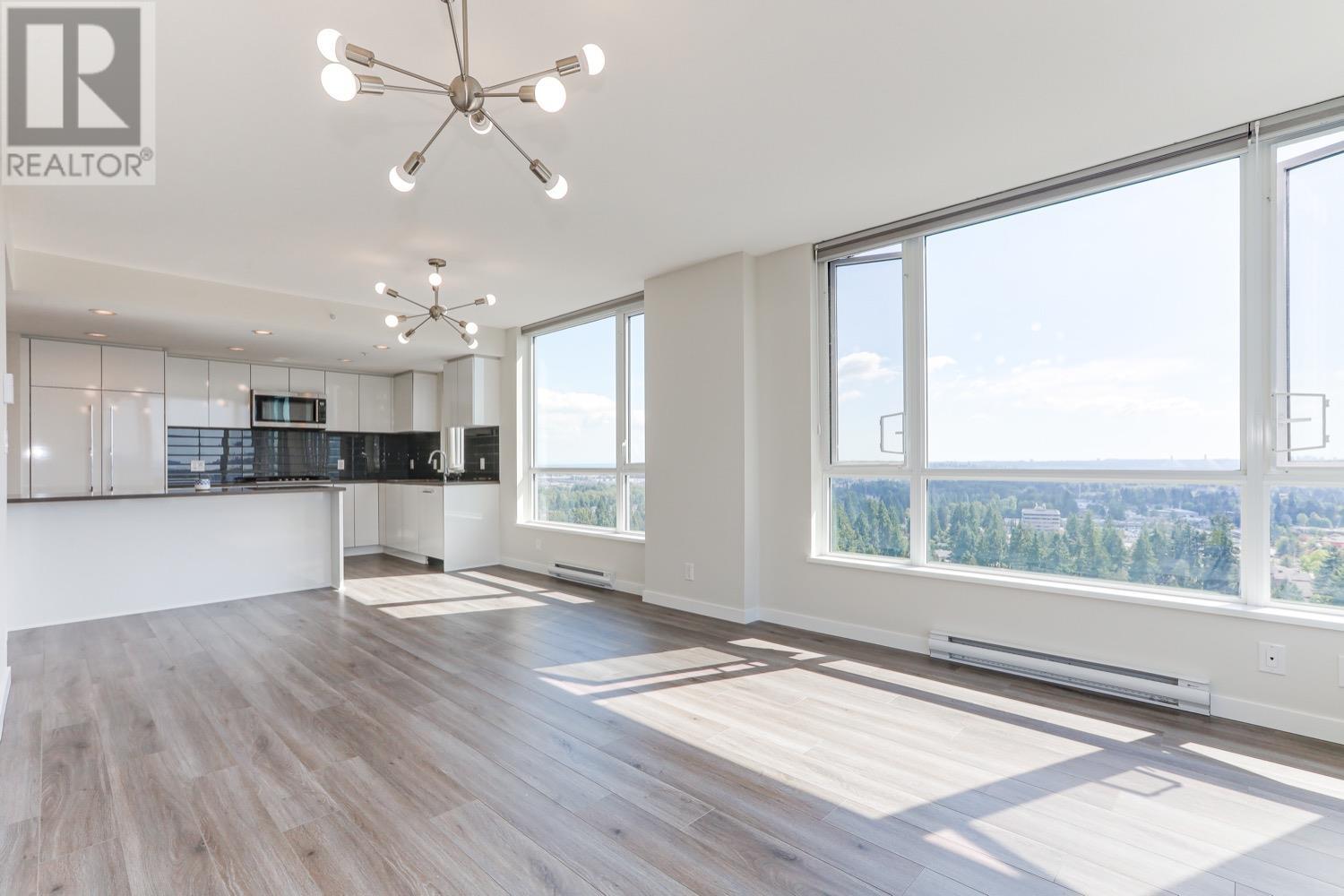 2304 3096 Windsor Gate, Coquitlam, British Columbia  V3B 0P4 - Photo 4 - R2821650