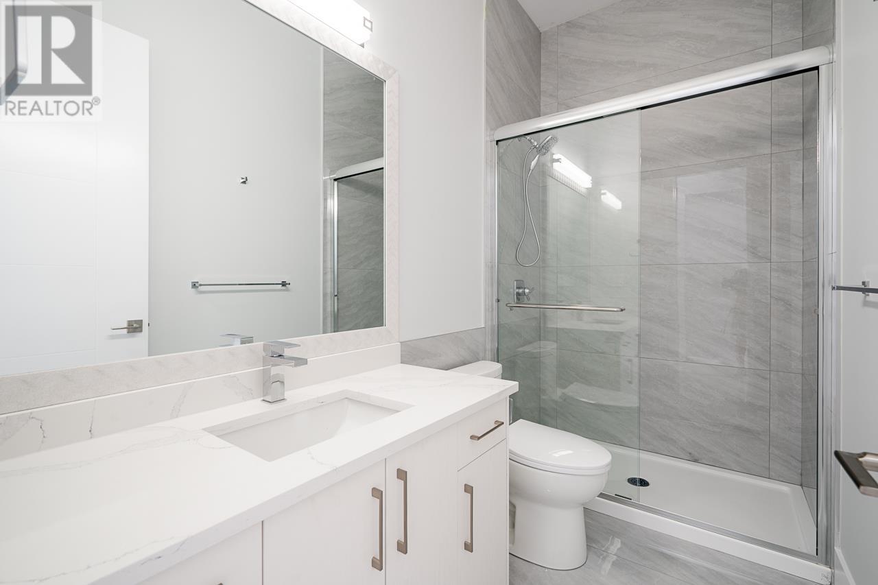 4820 Boundary Road, Burnaby, British Columbia  V5R 2N8 - Photo 13 - R2821657