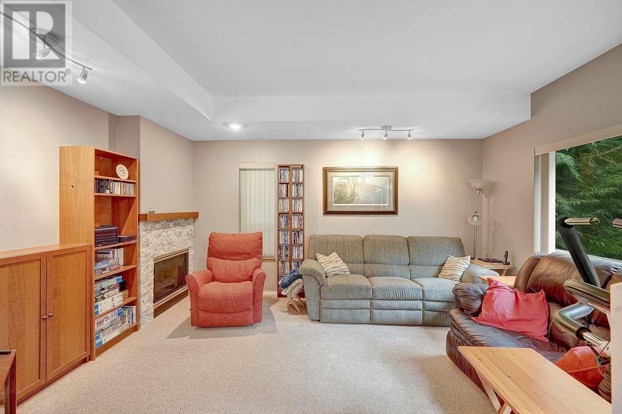 27780 Sayers Crescent, Maple Ridge, British Columbia  V2W 1N4 - Photo 12 - R2821626