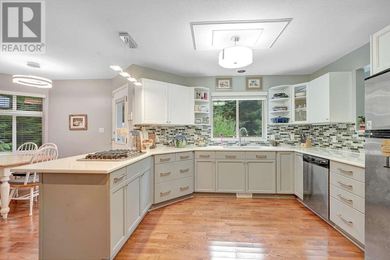 27780 Sayers Crescent, Maple Ridge, British Columbia  V2W 1N4 - Photo 15 - R2821626