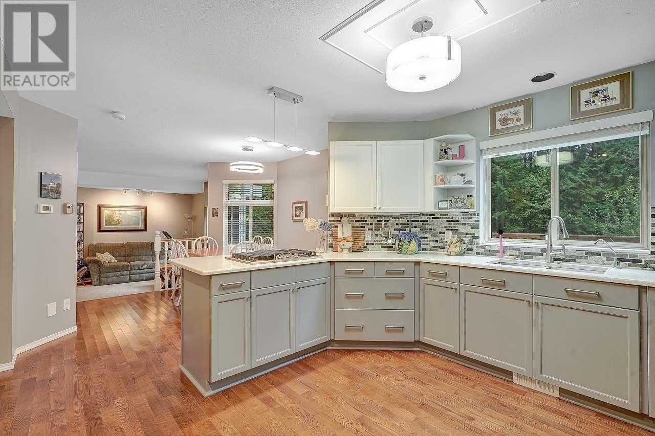 27780 Sayers Crescent, Maple Ridge, British Columbia  V2W 1N4 - Photo 16 - R2821626