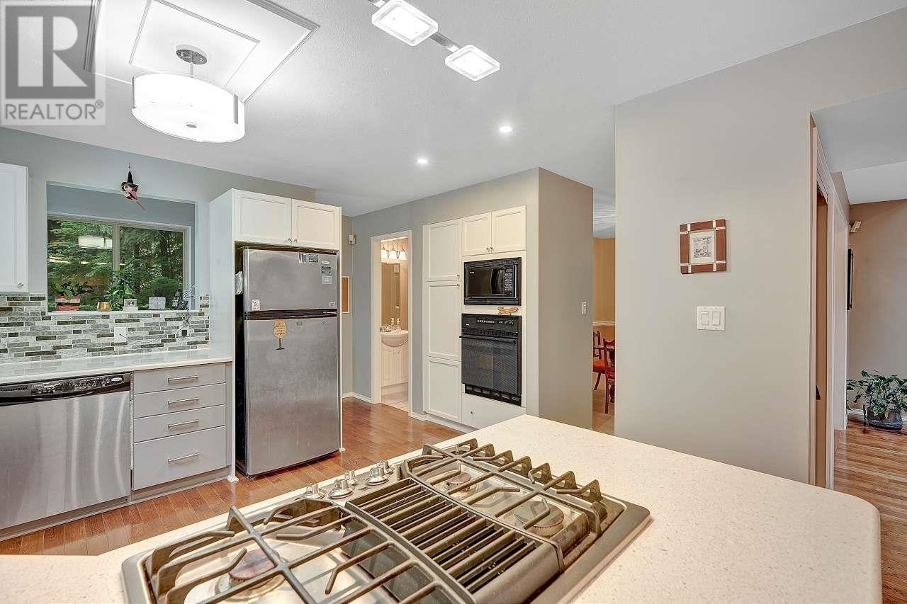 27780 Sayers Crescent, Maple Ridge, British Columbia  V2W 1N4 - Photo 18 - R2821626