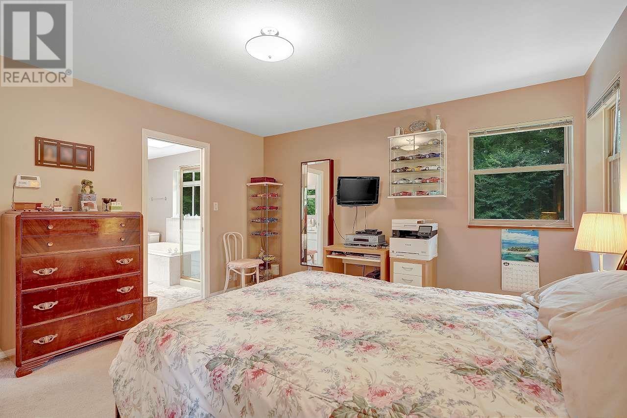 27780 Sayers Crescent, Maple Ridge, British Columbia  V2W 1N4 - Photo 24 - R2821626