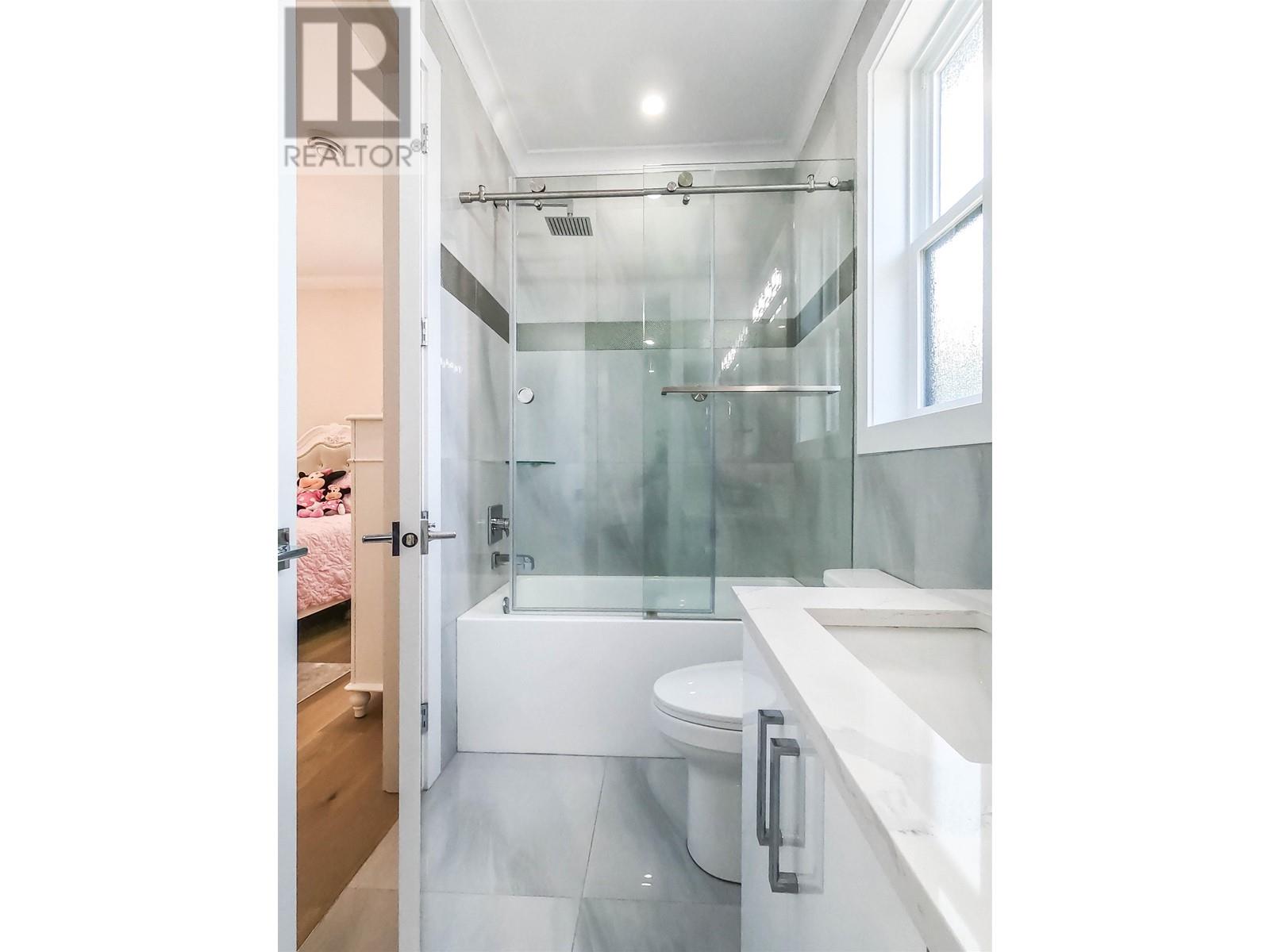 5701 16 Avenue, Tsawwassen, British Columbia  V4L 1G8 - Photo 12 - R2821629