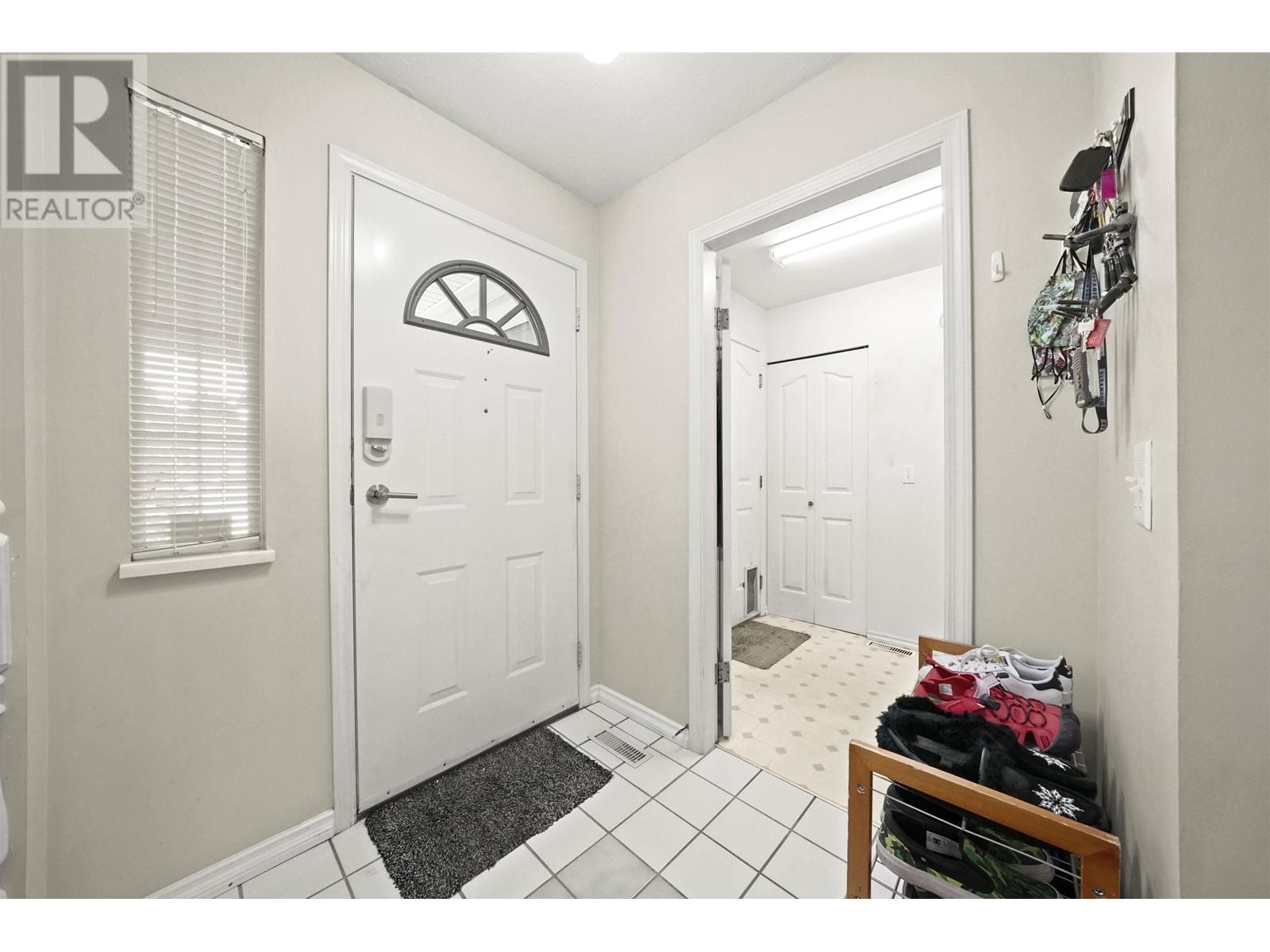 12295 193 Street, Pitt Meadows, British Columbia  V3Y 2K2 - Photo 17 - R2821647