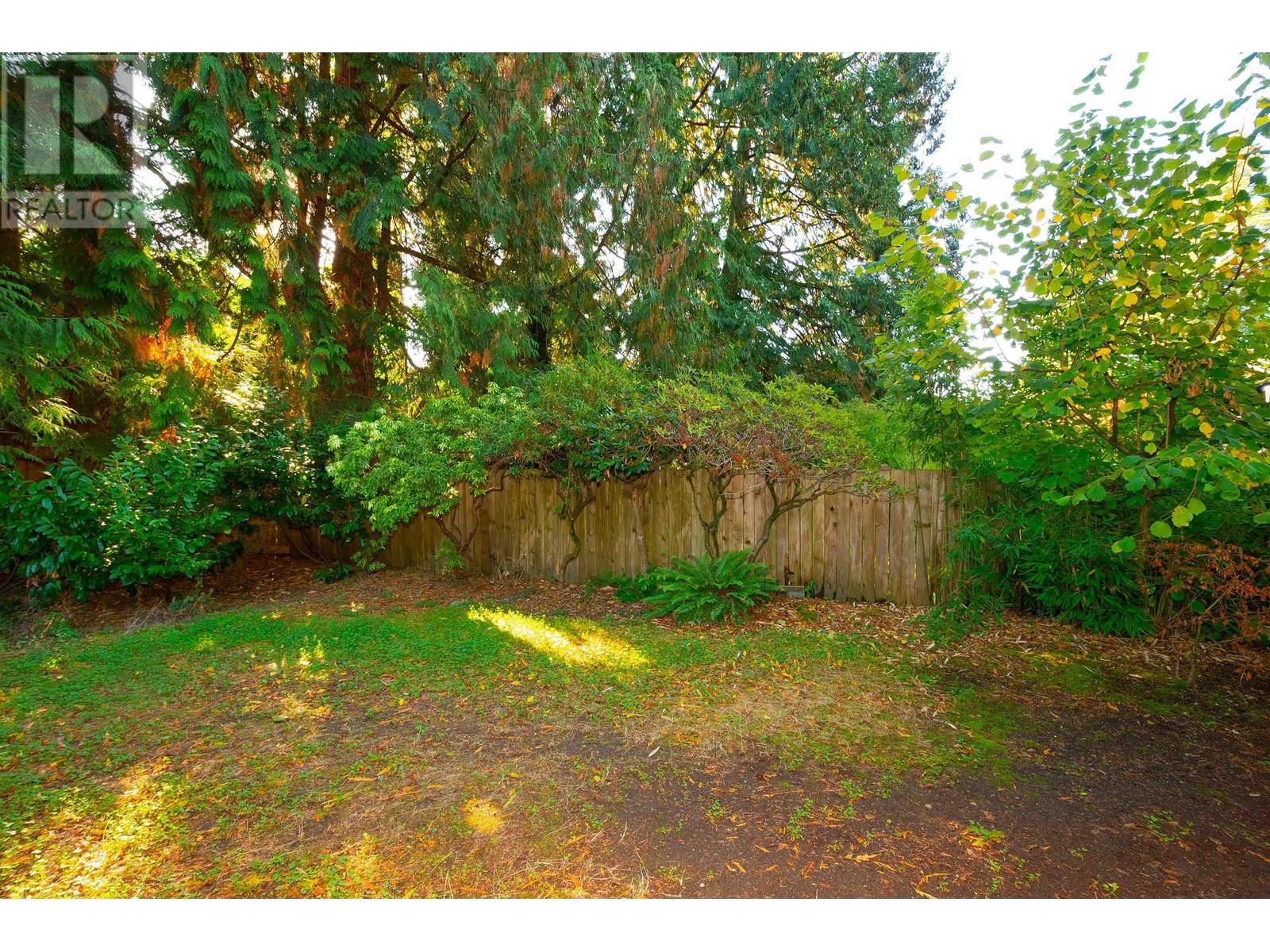 2060 W Keith Road, North Vancouver, British Columbia  V7P 1Z3 - Photo 38 - R2821648