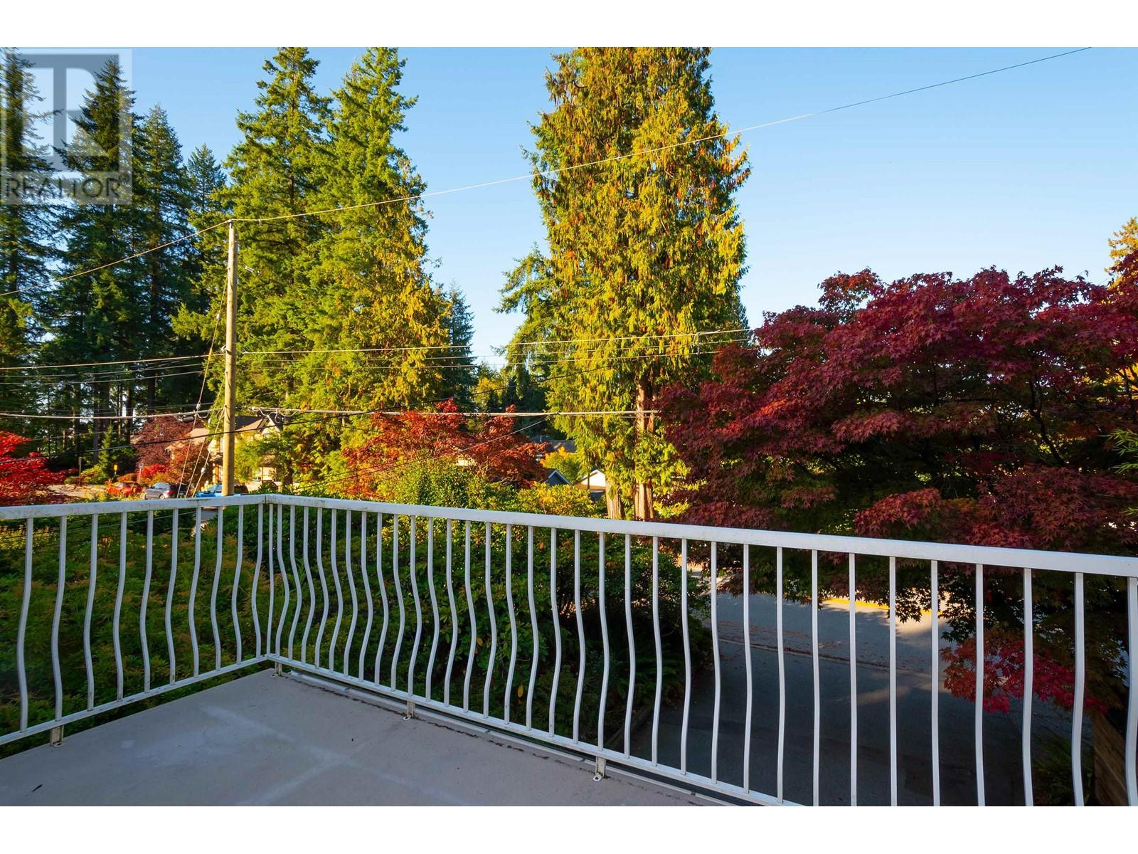2060 W Keith Road, North Vancouver, British Columbia  V7P 1Z3 - Photo 9 - R2821648