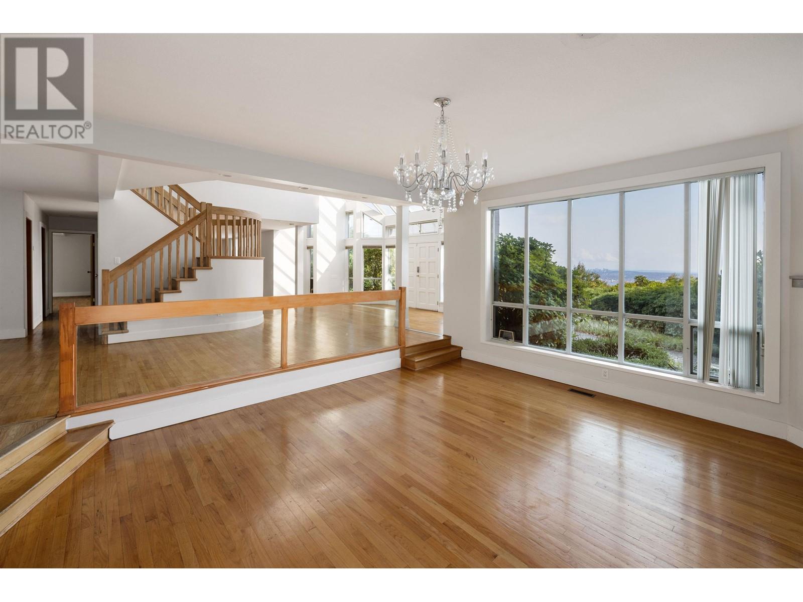 1565 Vinson Creek Road, West Vancouver, British Columbia  V7S 2Y4 - Photo 10 - R2821649