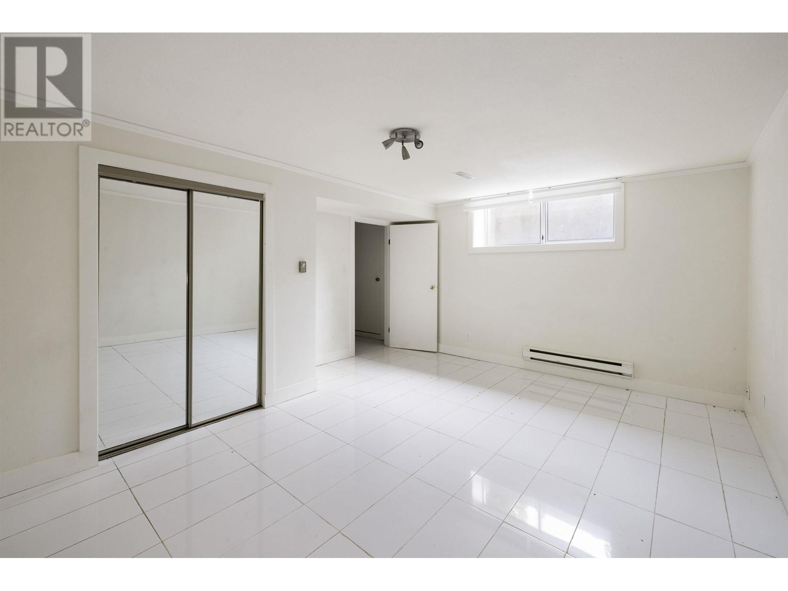 1565 Vinson Creek Road, West Vancouver, British Columbia  V7S 2Y4 - Photo 19 - R2821649