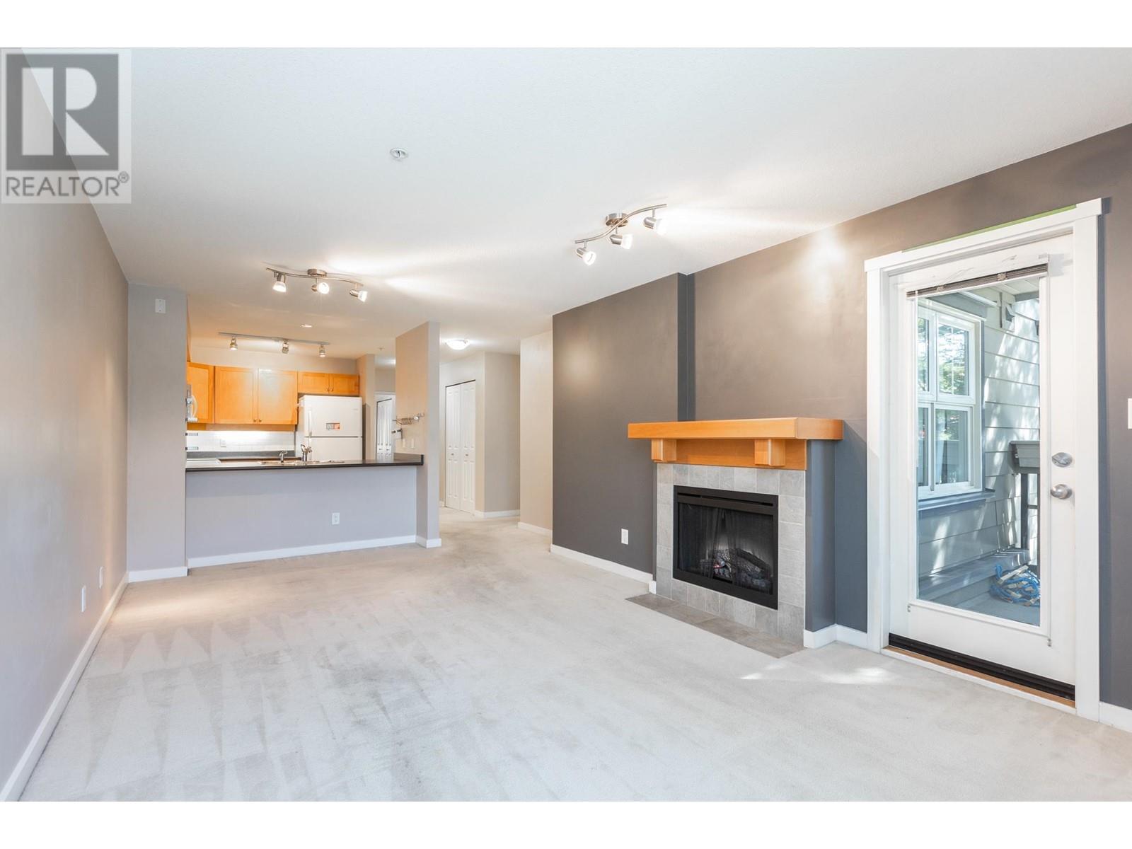 205 808 Sangster Place, New Westminster, British Columbia  V3L 5W3 - Photo 10 - R2820580