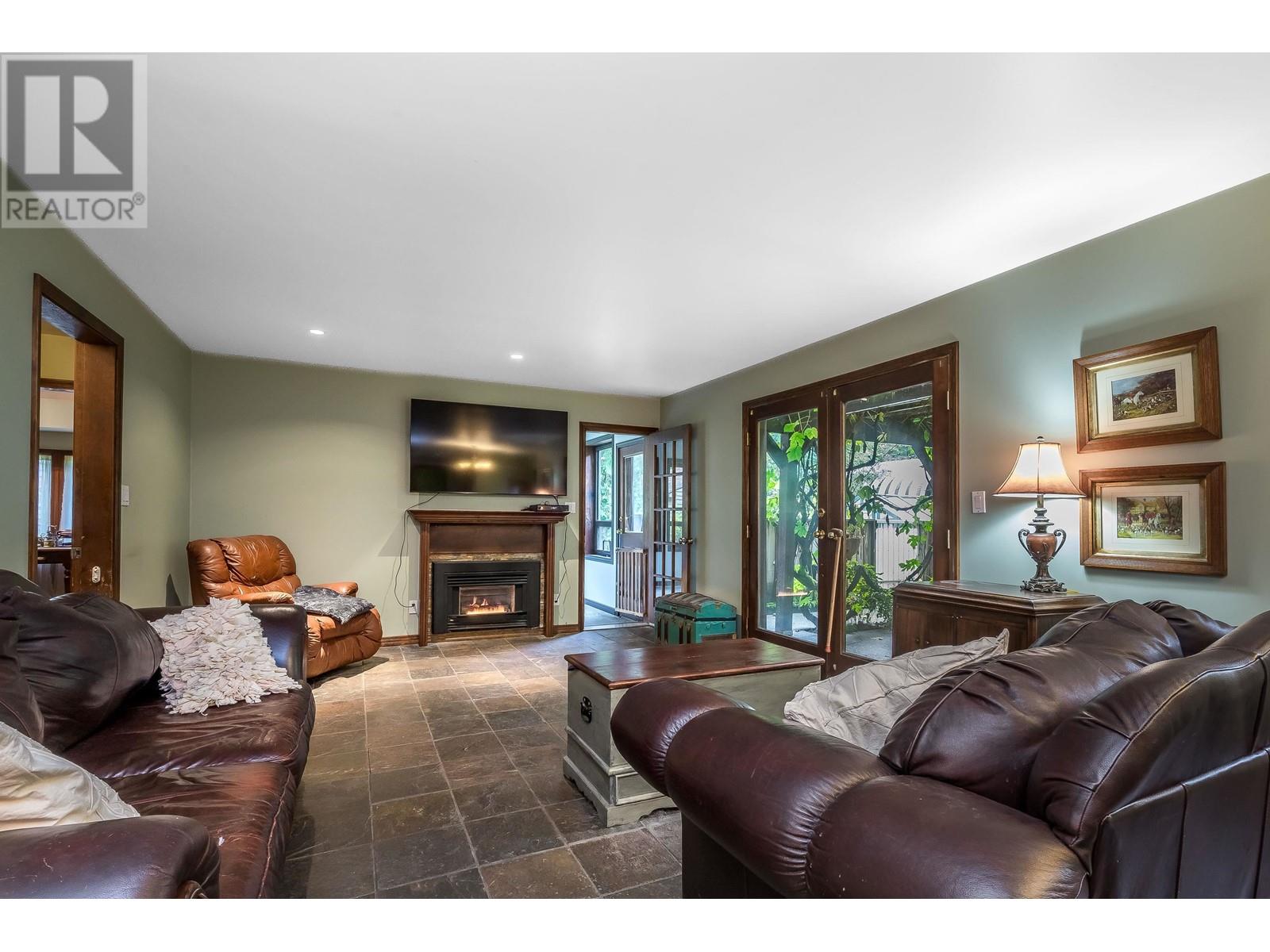 22520 132 Avenue, Maple Ridge, British Columbia  V4R 2R2 - Photo 15 - R2820624