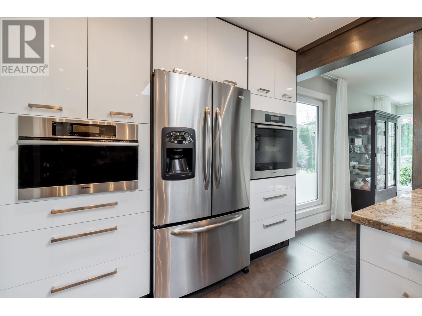 6058 Service Street, Burnaby, British Columbia  V5H 1V8 - Photo 21 - R2821144