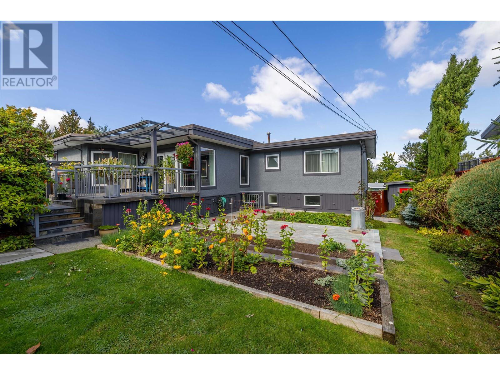 6058 Service Street, Burnaby, British Columbia  V5H 1V8 - Photo 33 - R2821144