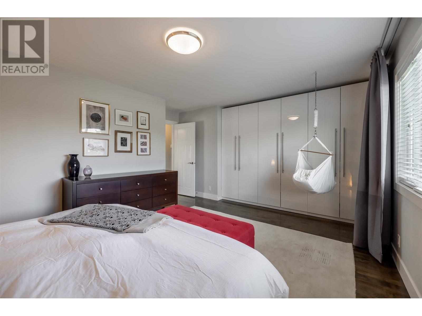 6058 Service Street, Burnaby, British Columbia  V5H 1V8 - Photo 40 - R2821144