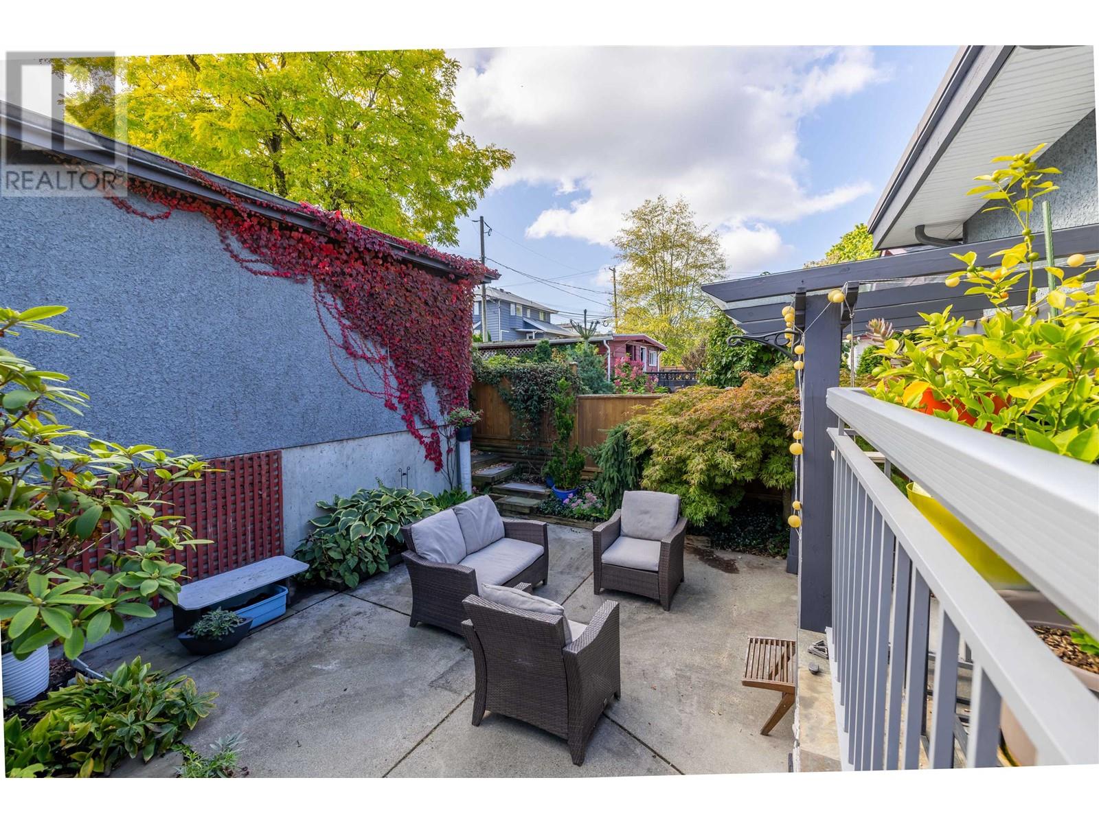 6058 Service Street, Burnaby, British Columbia  V5H 1V8 - Photo 37 - R2821144