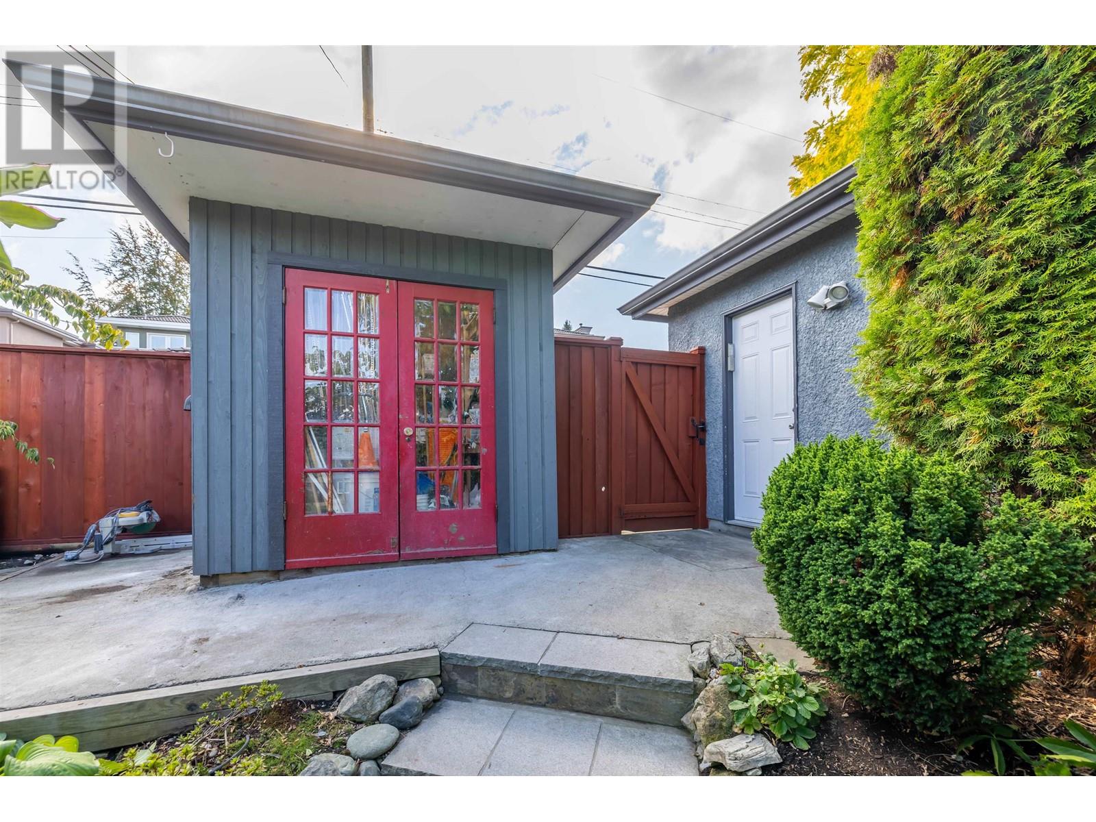 6058 Service Street, Burnaby, British Columbia  V5H 1V8 - Photo 35 - R2821144