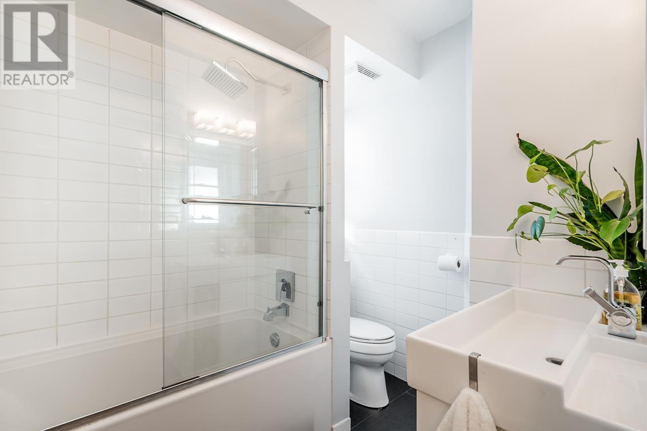 1286 Renfrew Street, Vancouver, British Columbia  V5K 4B9 - Photo 14 - R2818858