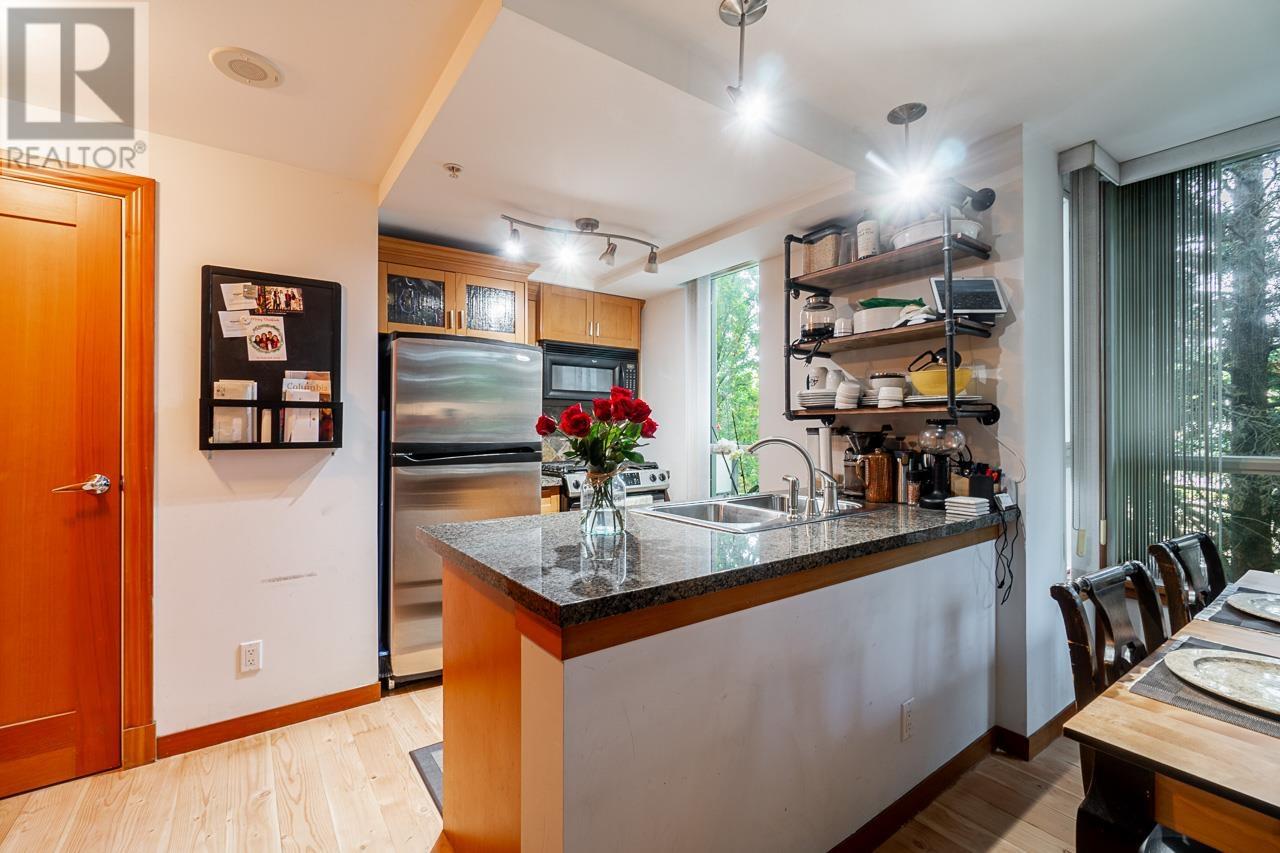 110 7 Rialto Court, New Westminster, British Columbia  V3M 7A8 - Photo 7 - R2820425