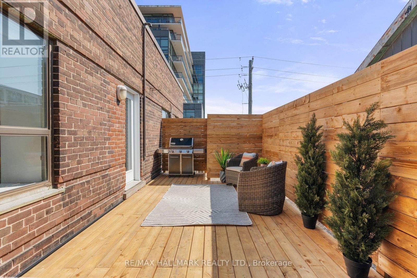 #203 -326 Carlaw Ave, Toronto, Ontario  M4M 3N8 - Photo 24 - E7056808