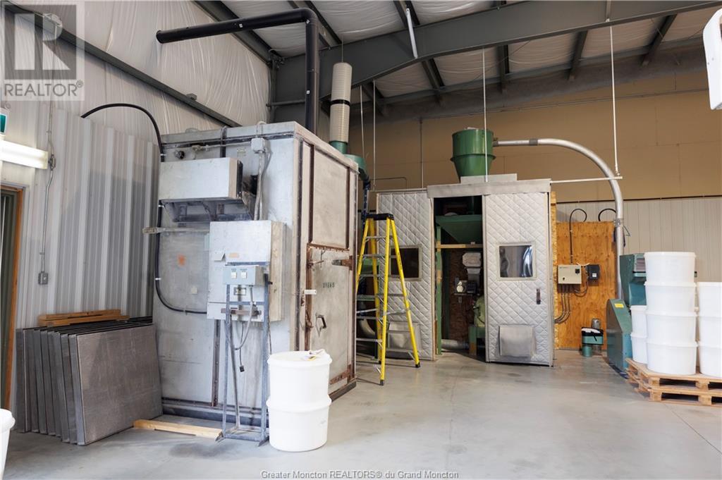 651 Main St, Grand Sault, New Brunswick  E3Z 2W6 - Photo 26 - M147211