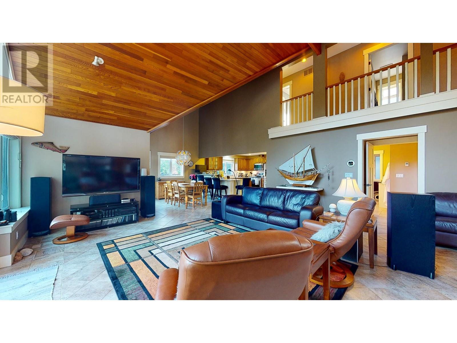 5393 Sans Souci Road, Halfmoon Bay, British Columbia  V7Z 1B6 - Photo 12 - R2821687