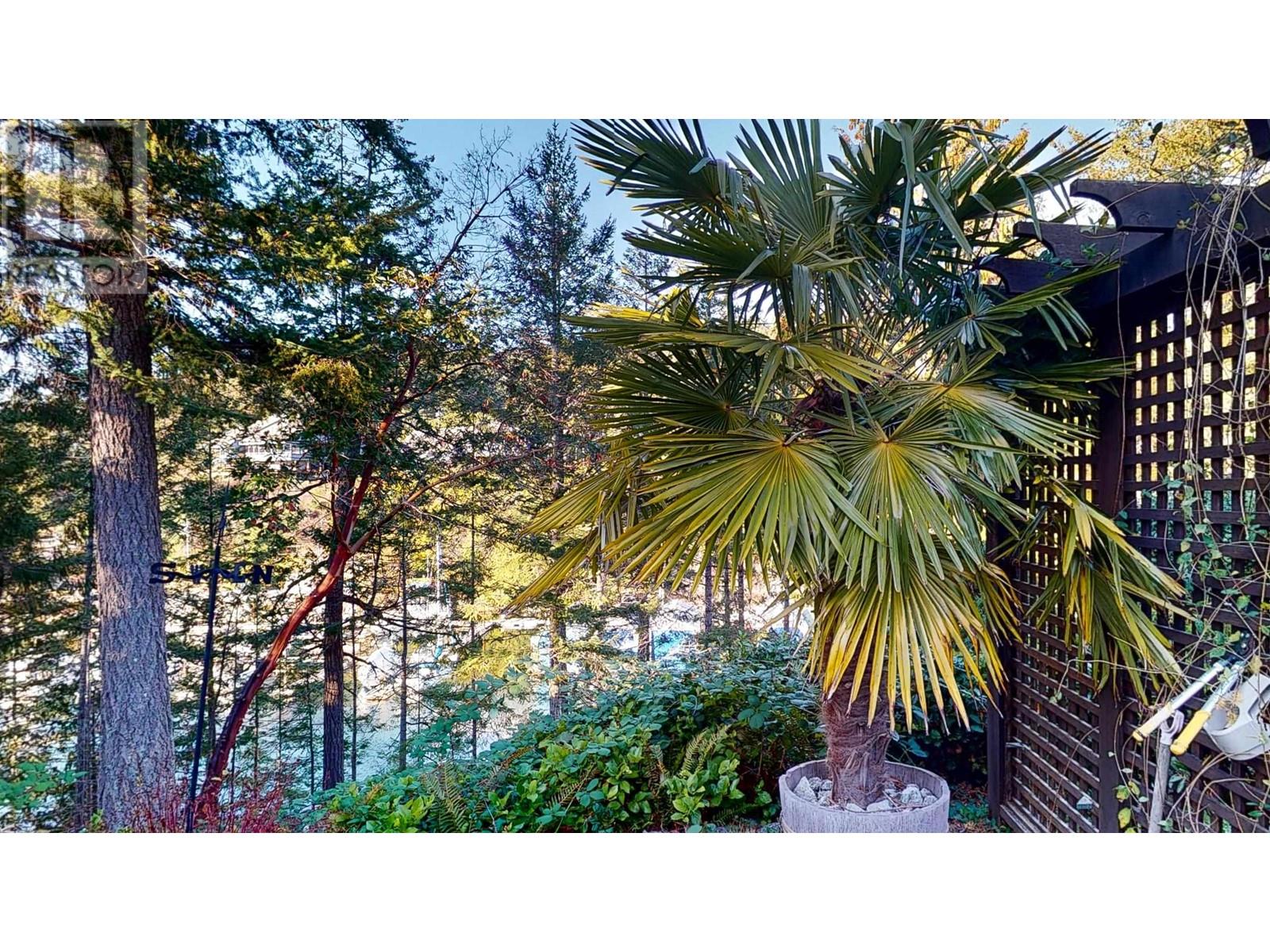 5393 Sans Souci Road, Halfmoon Bay, British Columbia  V7Z 1B6 - Photo 37 - R2821687