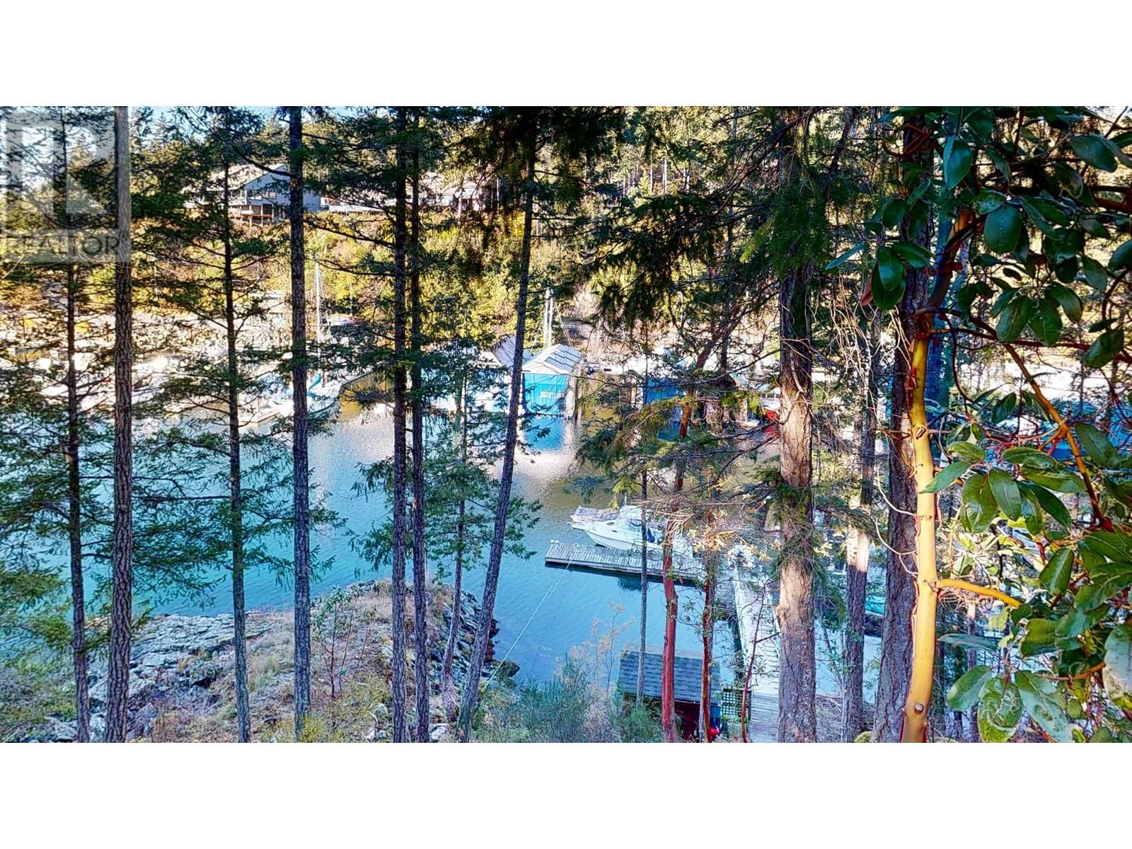 5393 Sans Souci Road, Halfmoon Bay, British Columbia  V7Z 1B6 - Photo 5 - R2821687