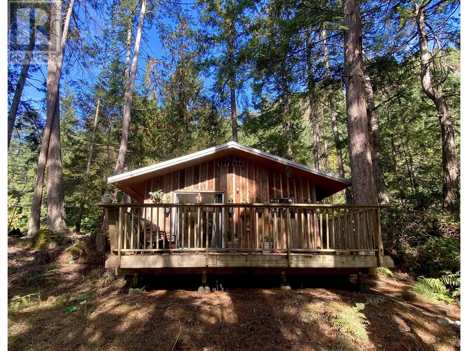 372 Wood Dale Drive, Mayne Island, British Columbia  V0N 2J2 - Photo 6 - R2821757