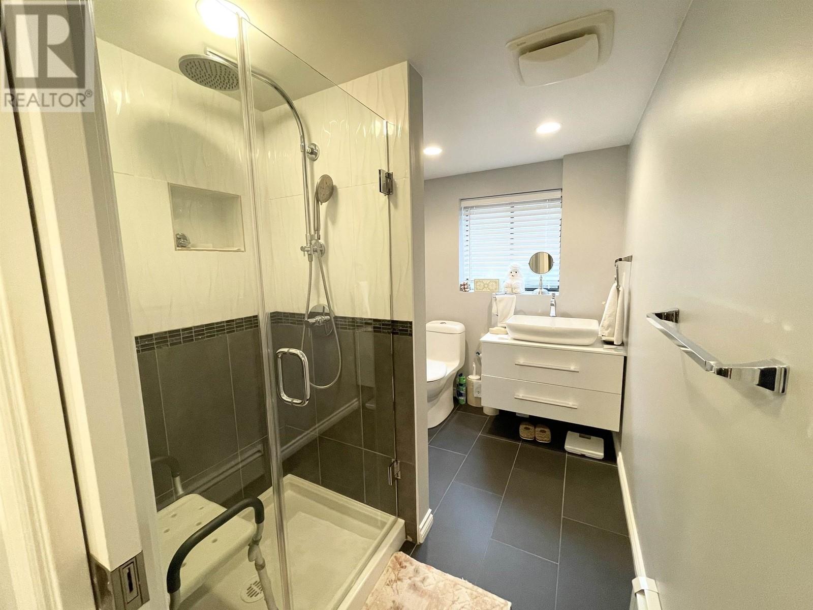 3635 Lynndale Crescent, Burnaby, British Columbia  V5S 3S4 - Photo 21 - R2821781