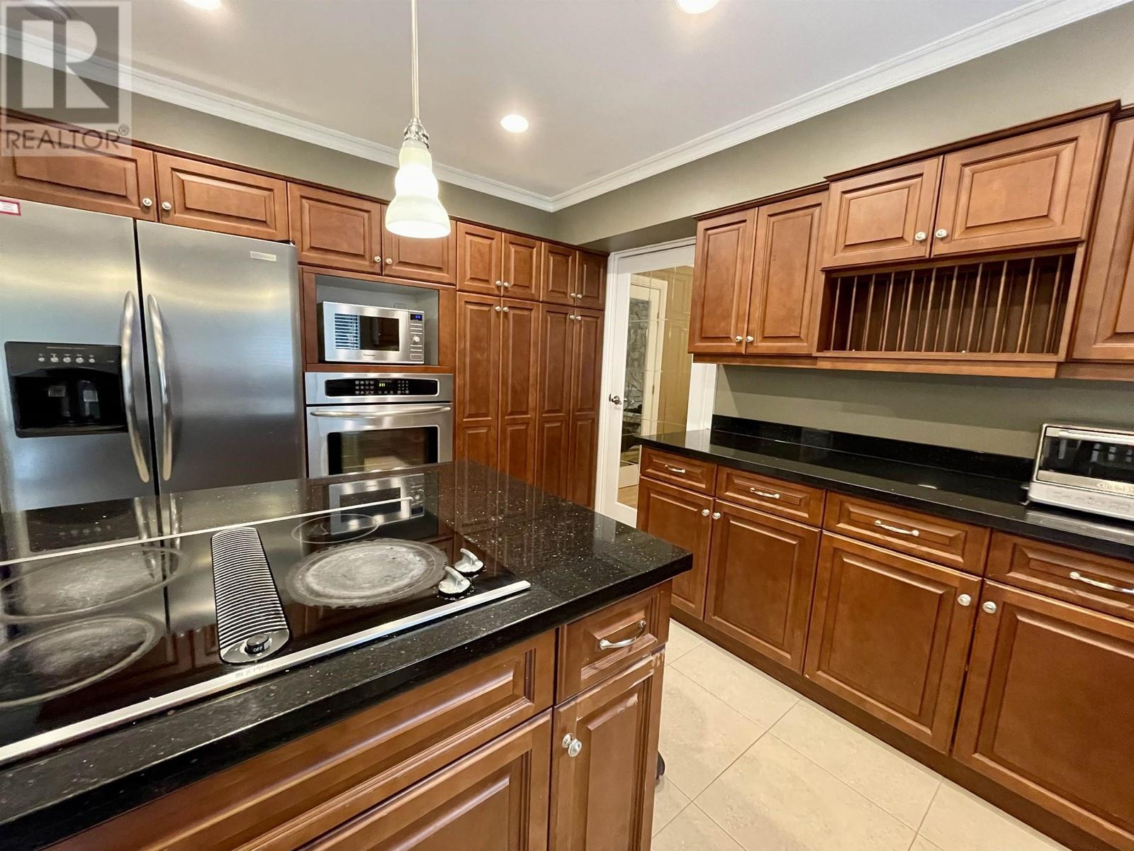 3635 Lynndale Crescent, Burnaby, British Columbia  V5S 3S4 - Photo 7 - R2821781