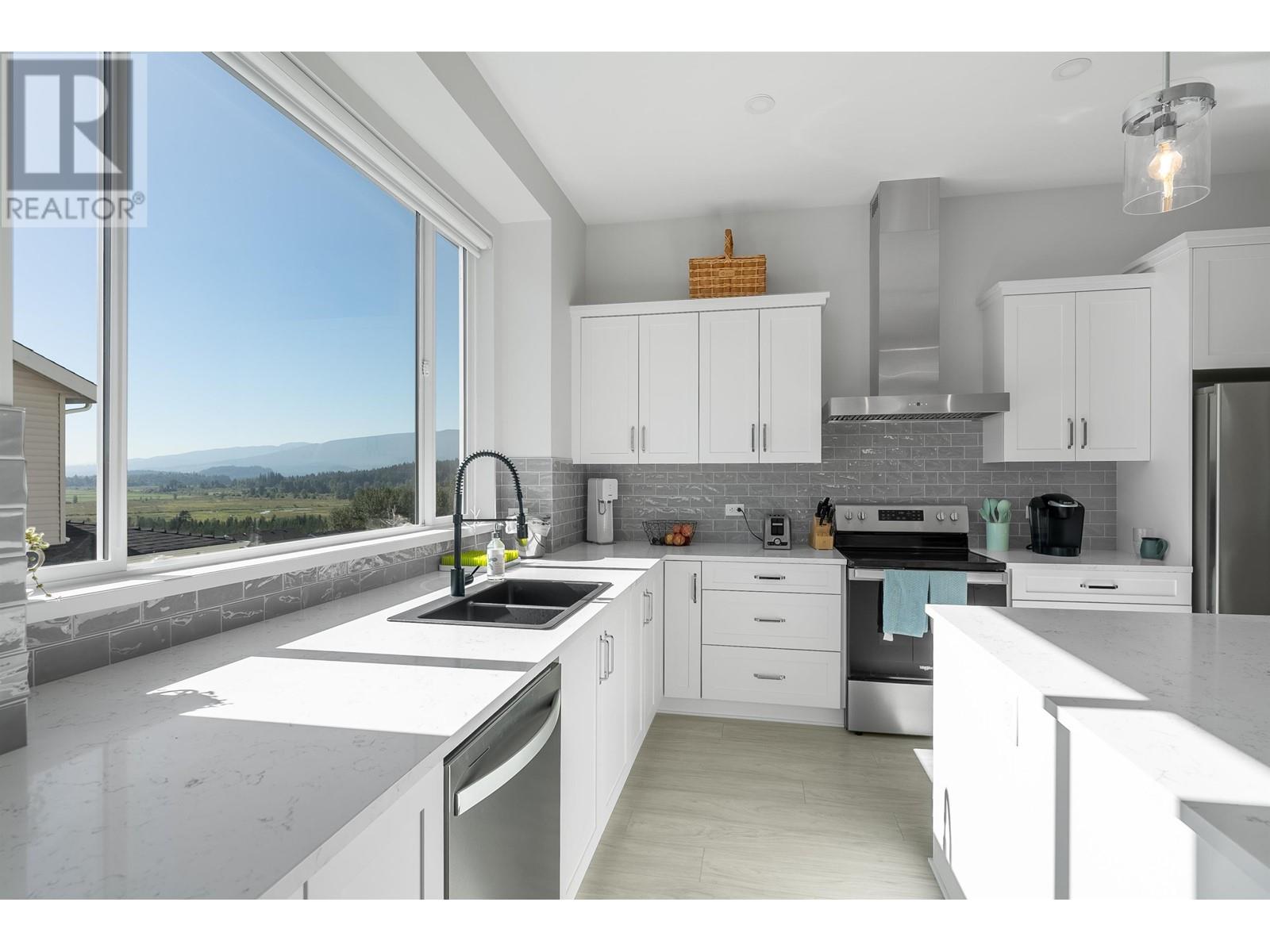 14077 Mier Drive, Maple Ridge, British Columbia  V4R 0G9 - Photo 11 - R2821793
