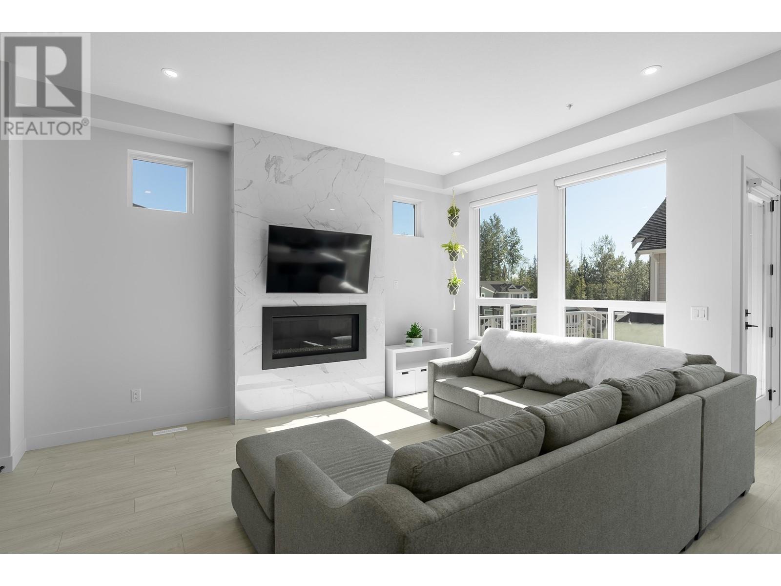 14077 Mier Drive, Maple Ridge, British Columbia  V4R 0G9 - Photo 5 - R2821793