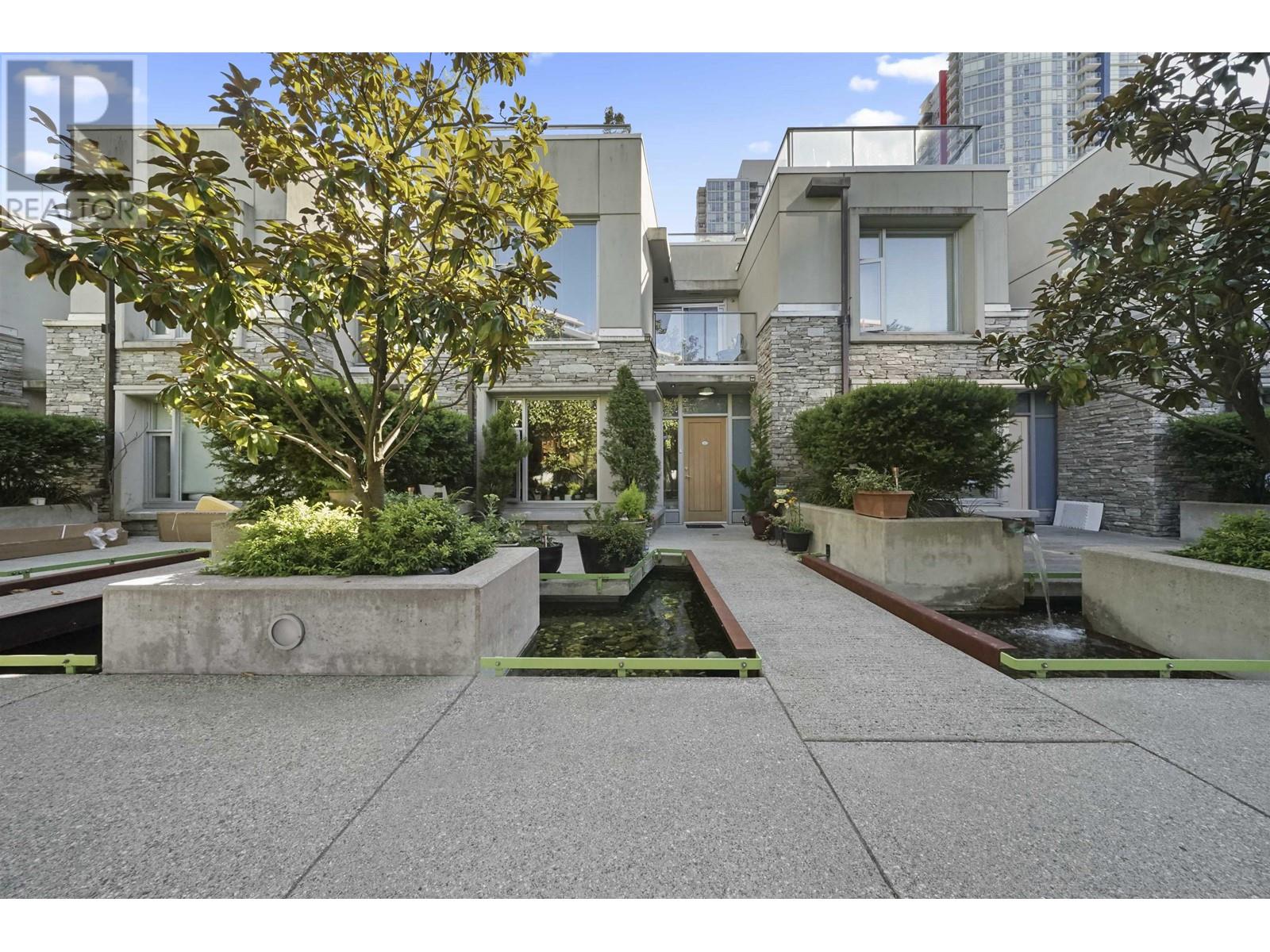 237 188 Keefer Place, Vancouver, British Columbia  V6B 0J1 - Photo 4 - R2820593