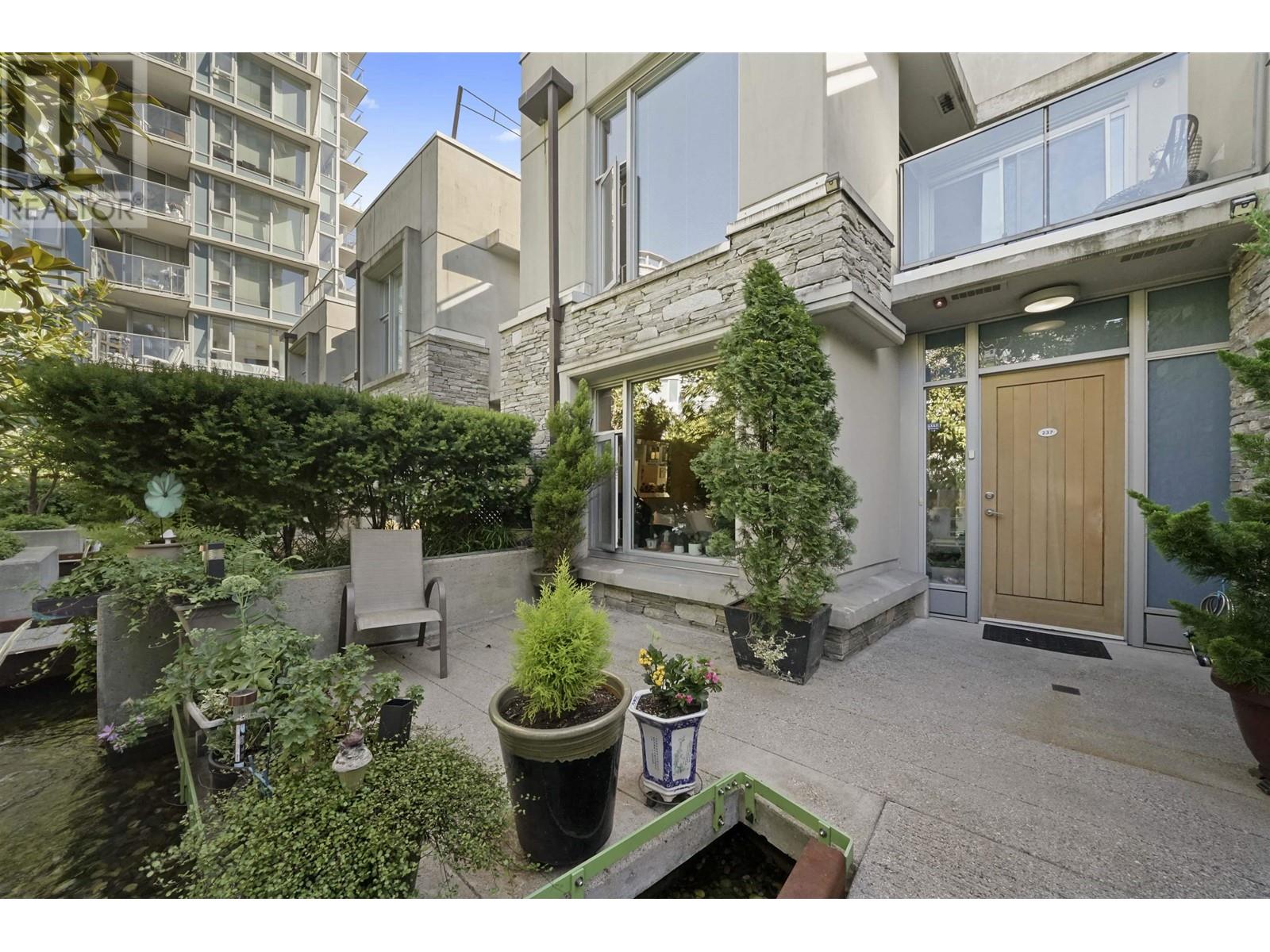 237 188 Keefer Place, Vancouver, British Columbia  V6B 0J1 - Photo 6 - R2820593