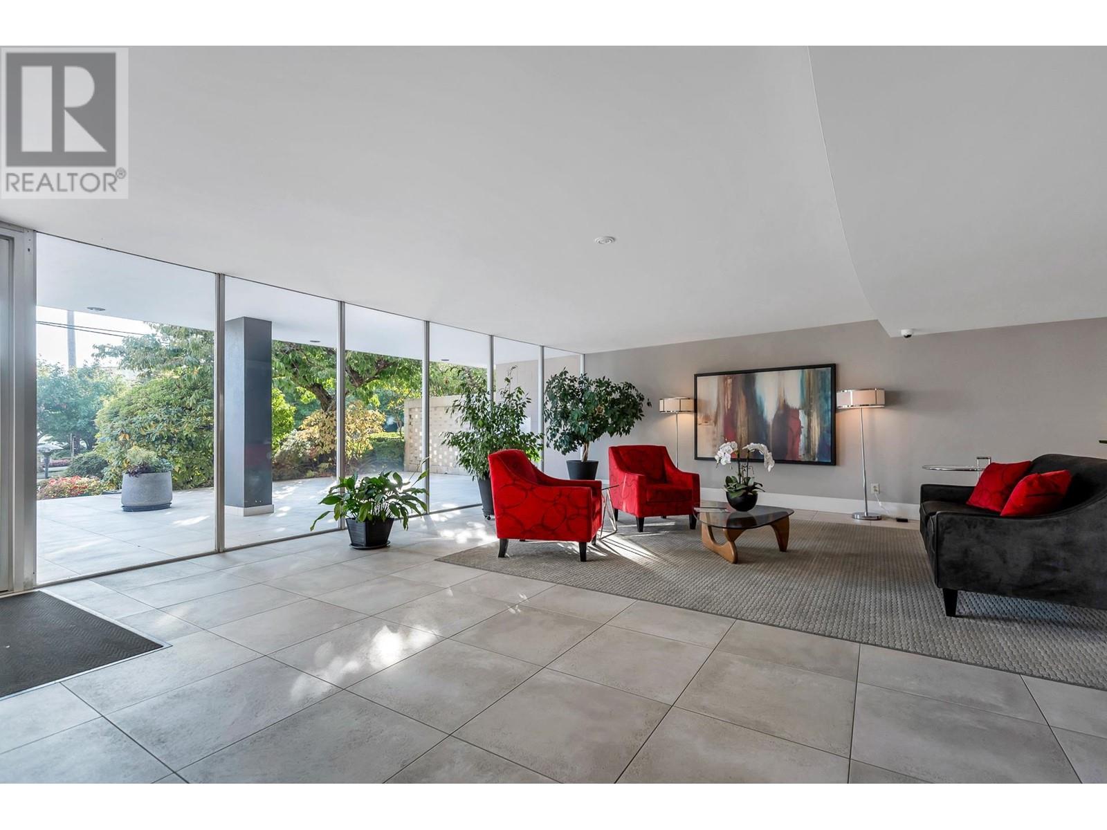 205 2135 Argyle Avenue, West Vancouver, British Columbia  V7V 1A5 - Photo 36 - R2821733