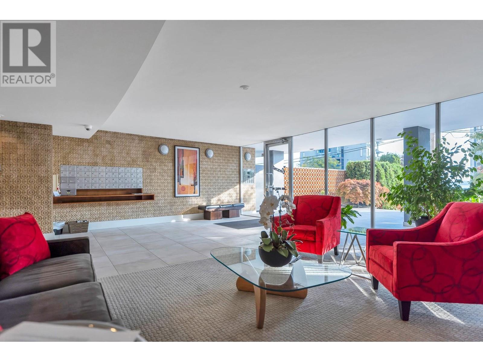 205 2135 Argyle Avenue, West Vancouver, British Columbia  V7V 1A5 - Photo 35 - R2821733