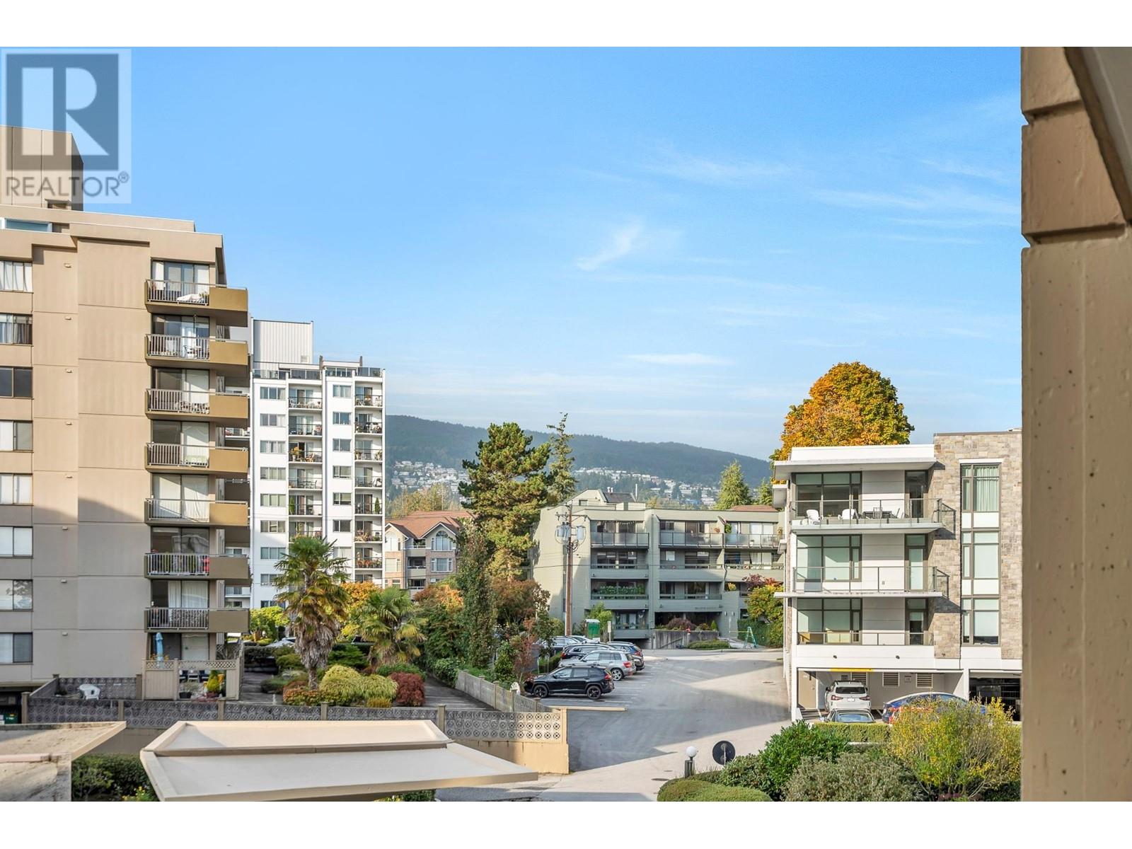 205 2135 Argyle Avenue, West Vancouver, British Columbia  V7V 1A5 - Photo 31 - R2821733