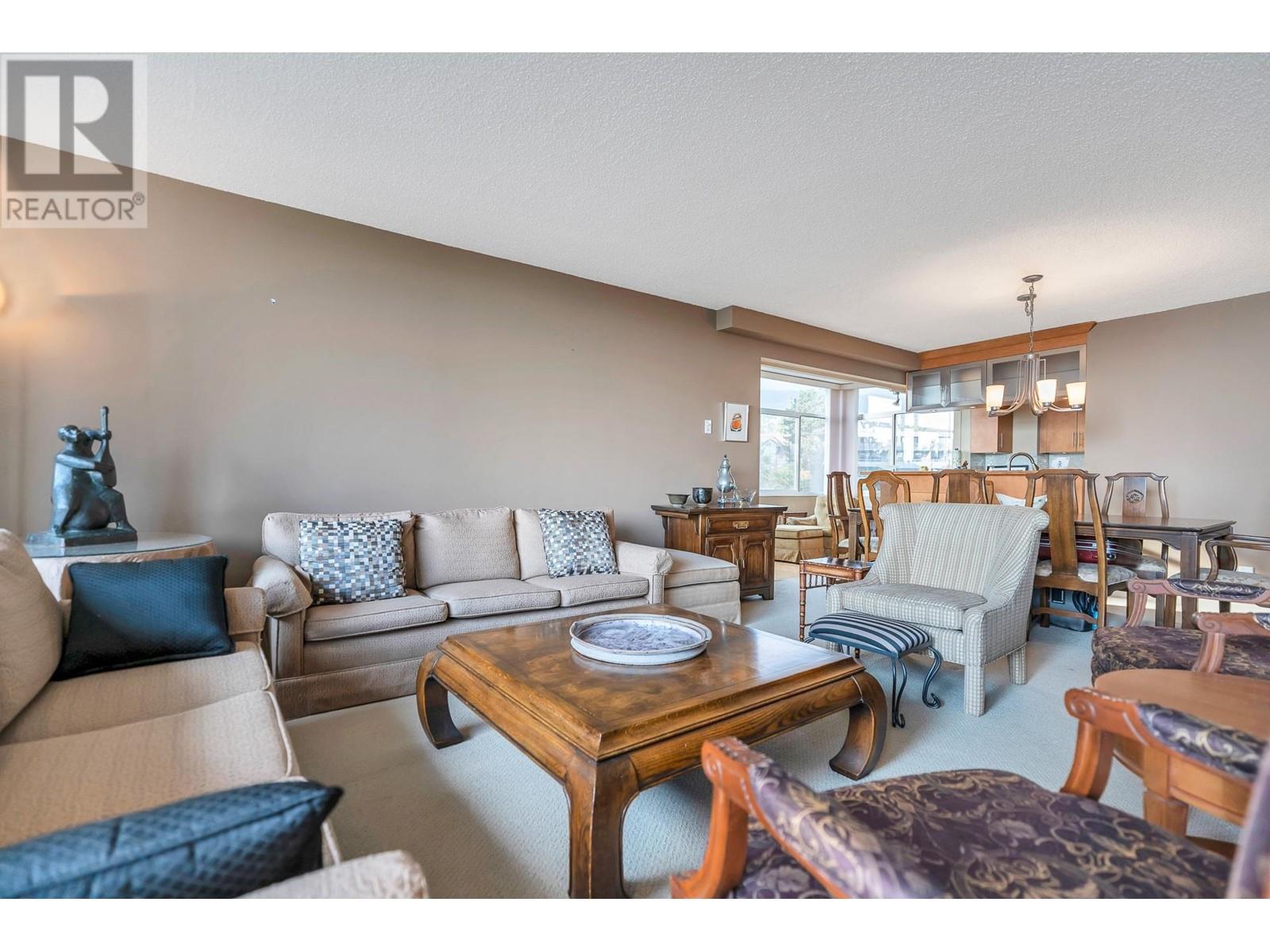 205 2135 Argyle Avenue, West Vancouver, British Columbia  V7V 1A5 - Photo 17 - R2821733