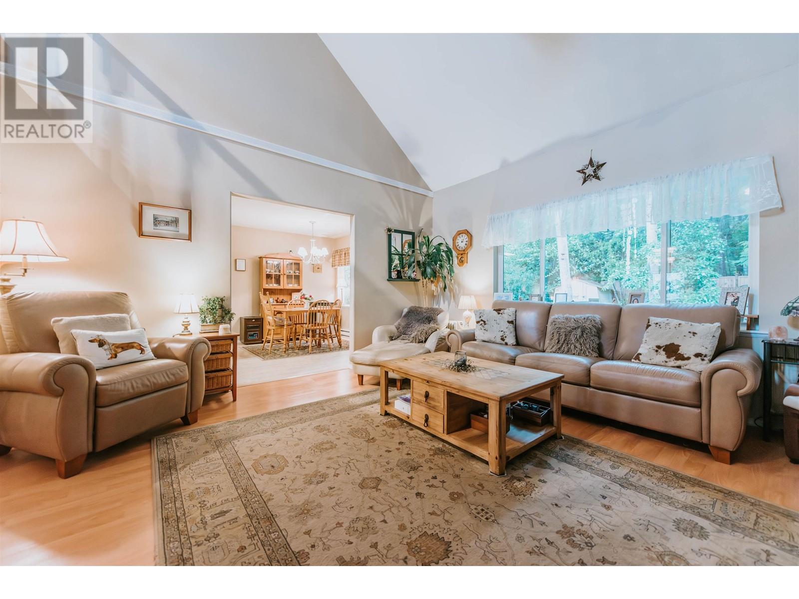 6428 Marmot Road, Sechelt, British Columbia  V7Z 0L2 - Photo 12 - R2820152