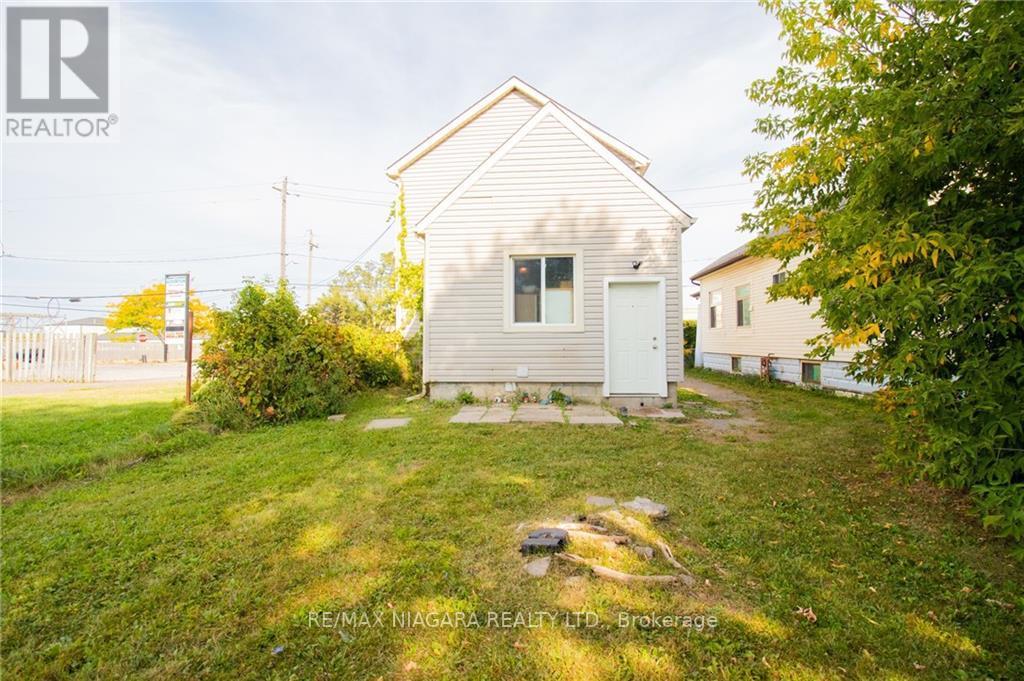4 Manchester Ave, St. Catharines, Ontario  L2R 1N8 - Photo 25 - X7057348
