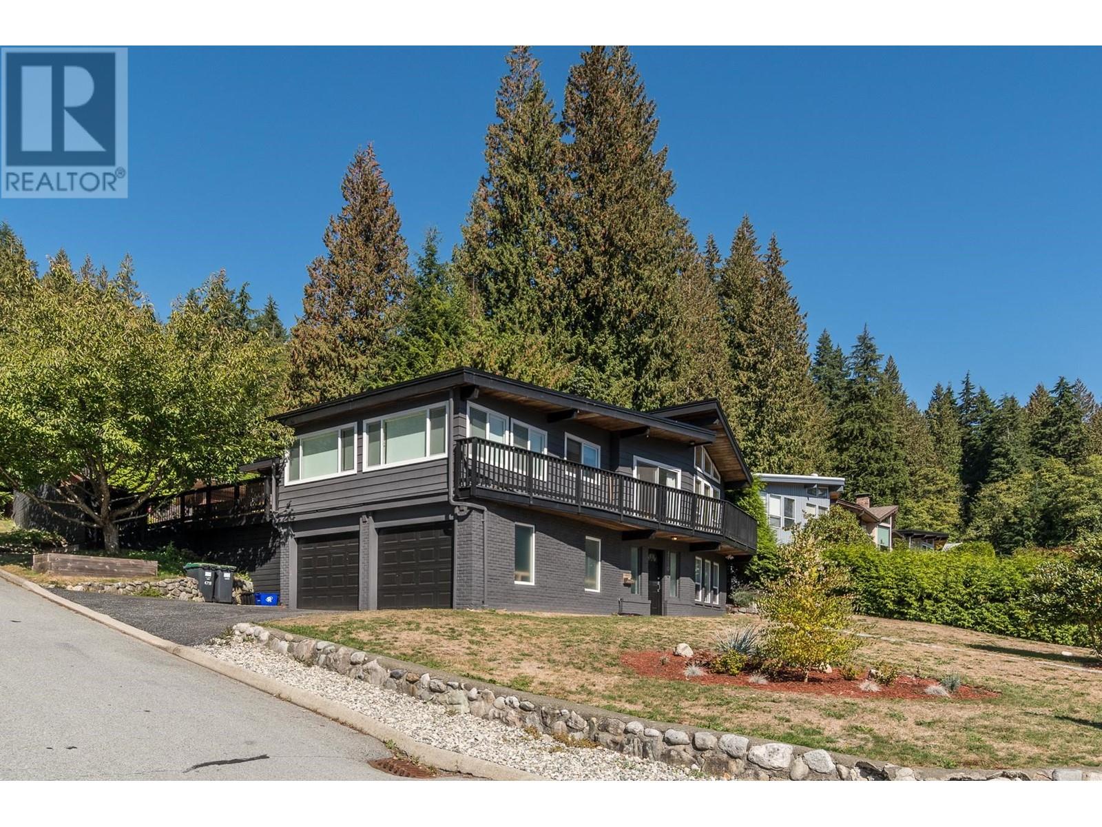 4719 Tourney Road, North Vancouver, British Columbia  V7K 2W3 - Photo 2 - R2814924