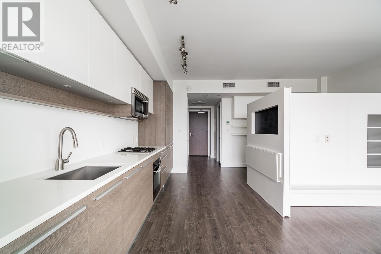 1608 2008 Rosser Avenue, Burnaby, British Columbia  V5C 0H8 - Photo 6 - R2821863
