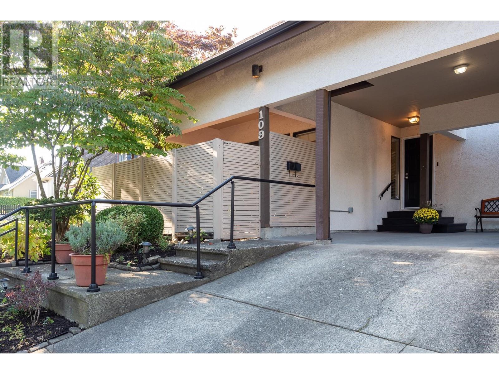 109 Fourth Avenue, New Westminster, British Columbia  V3L 1N2 - Photo 28 - R2821862