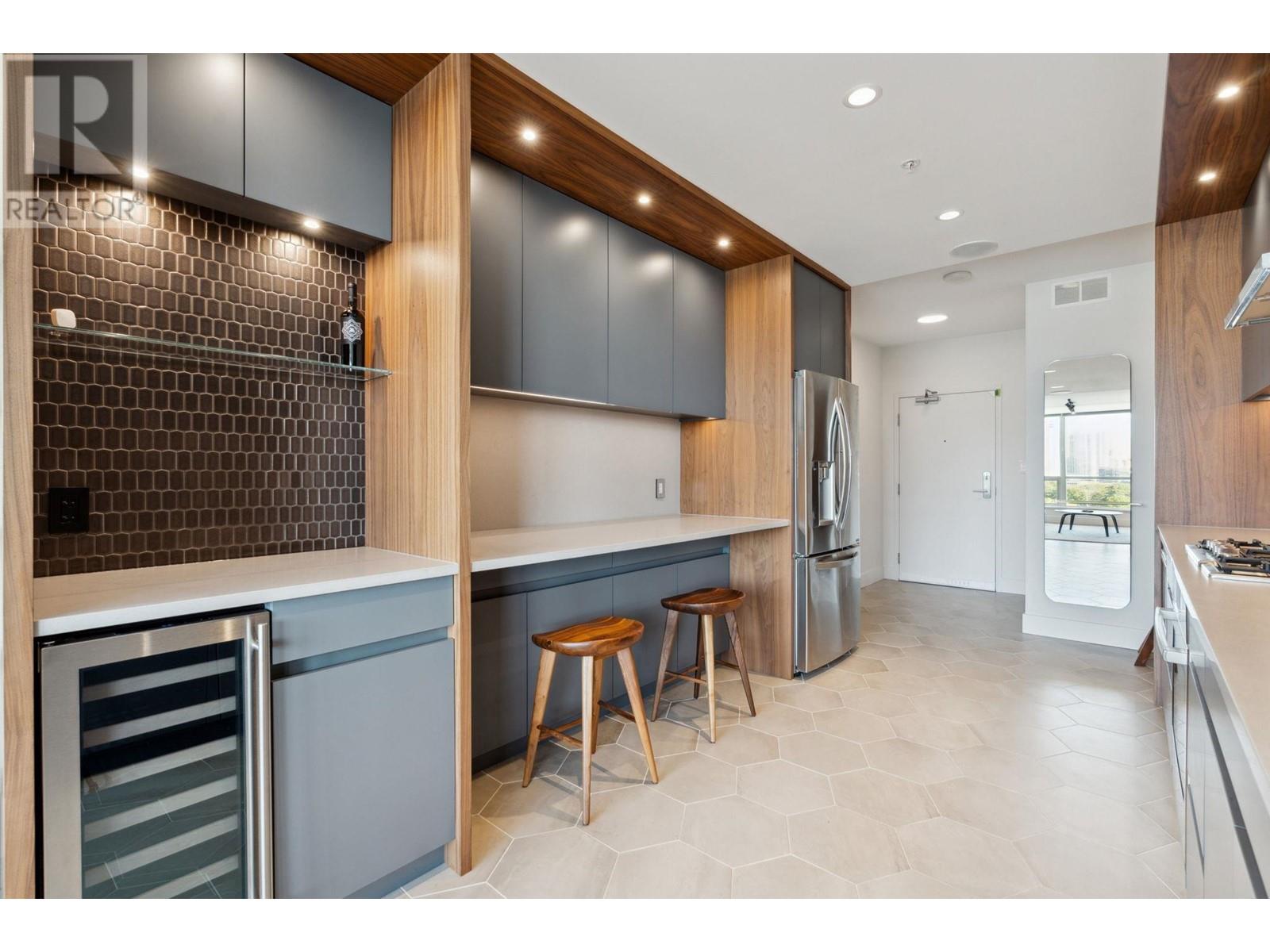 902 718 Main Street, Vancouver, British Columbia  V6A 0B1 - Photo 5 - R2821864