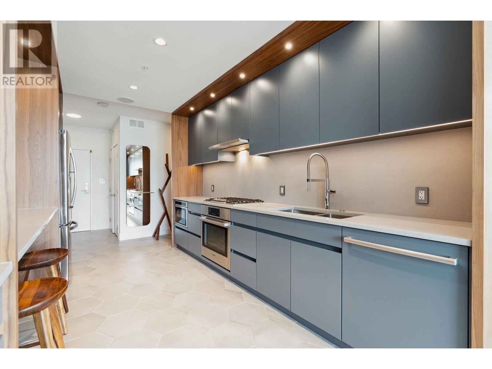 902 718 Main Street, Vancouver, British Columbia  V6A 0B1 - Photo 4 - R2821864